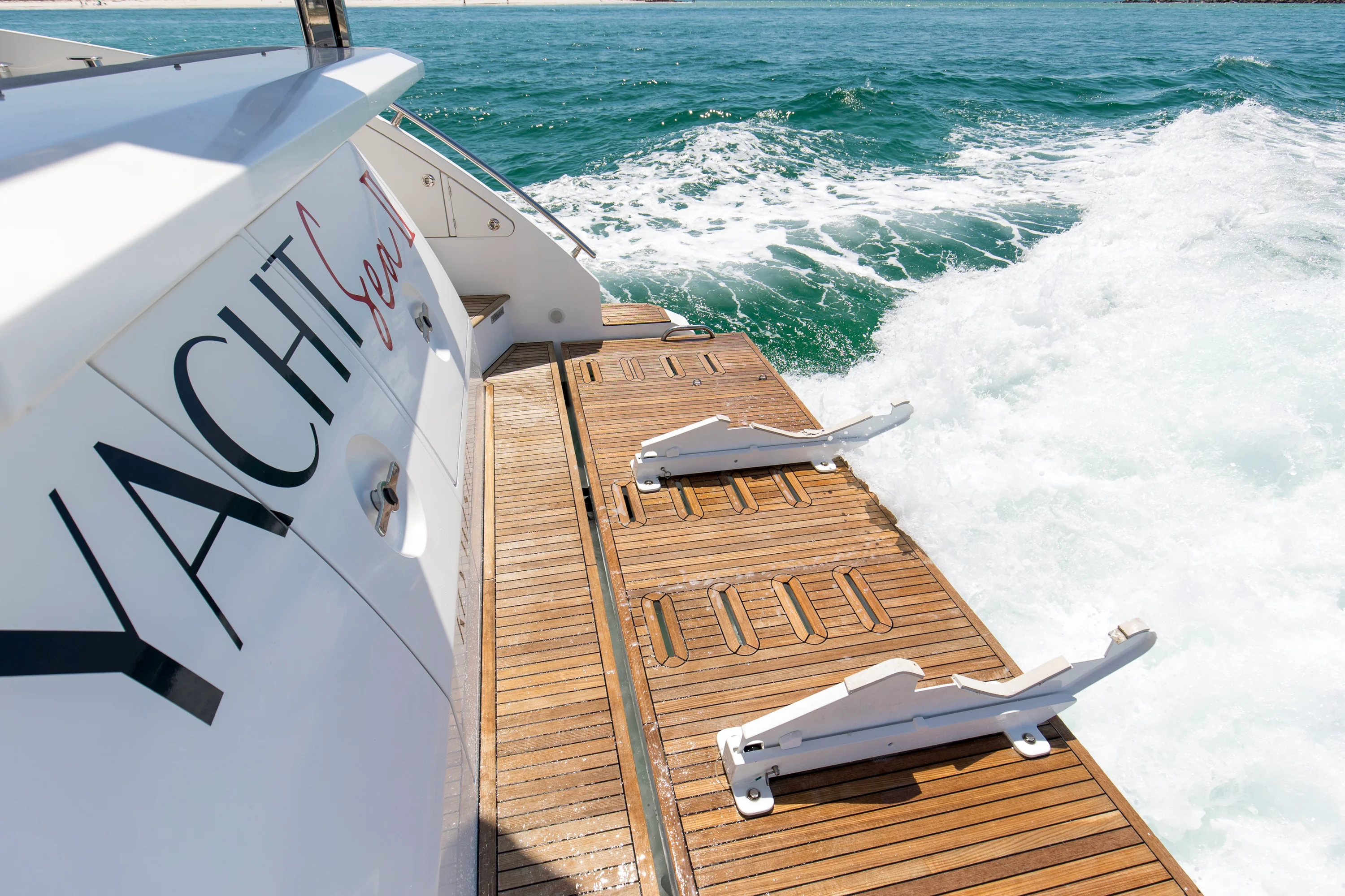 2019 Azimut 60 FLY Image Thumbnail #18