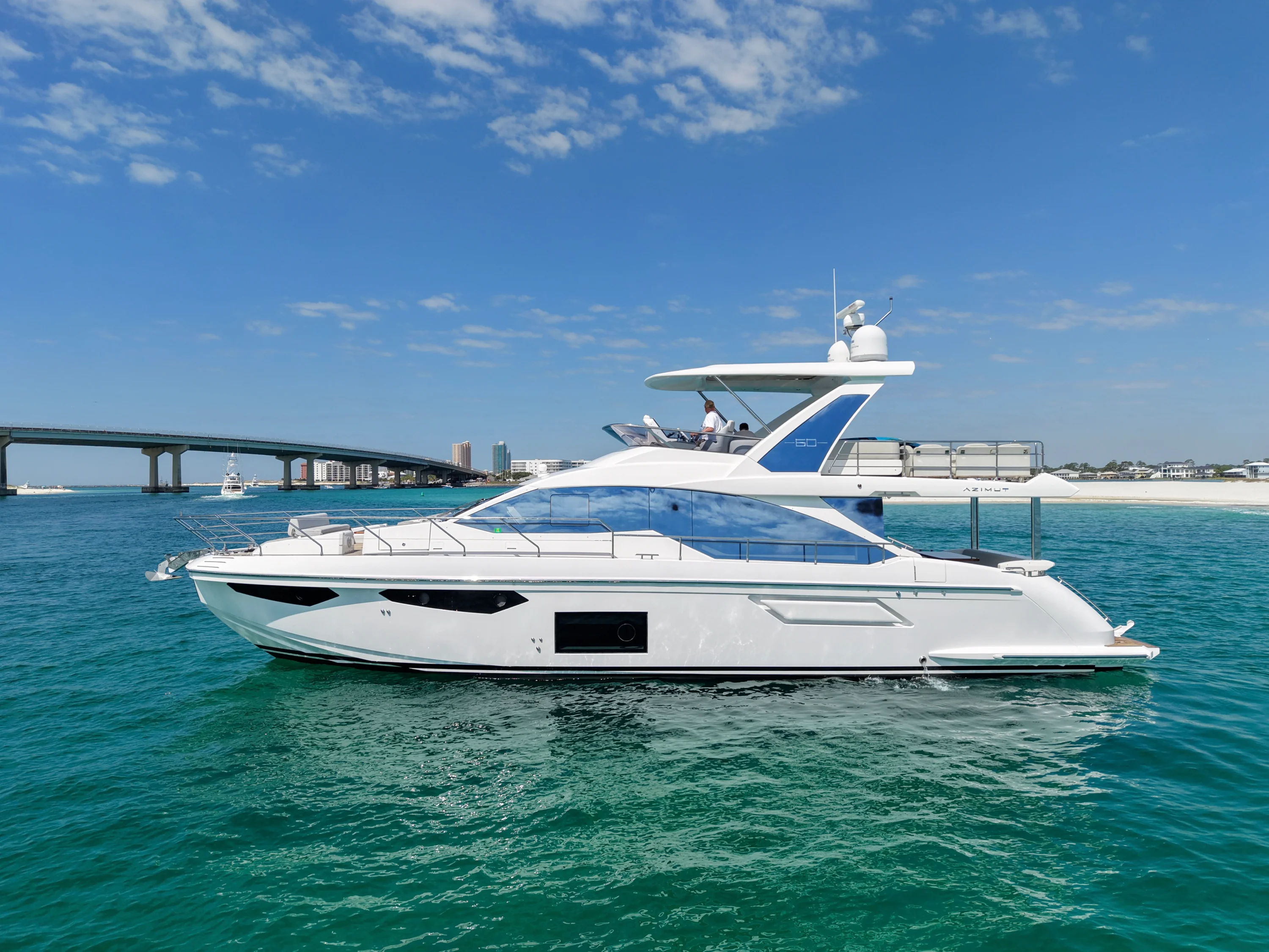 2019 Azimut 60 FLY Image Thumbnail #6