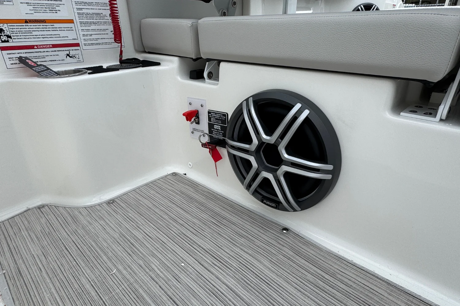 2026 Sea Ray SDX 250 Image Thumbnail #31