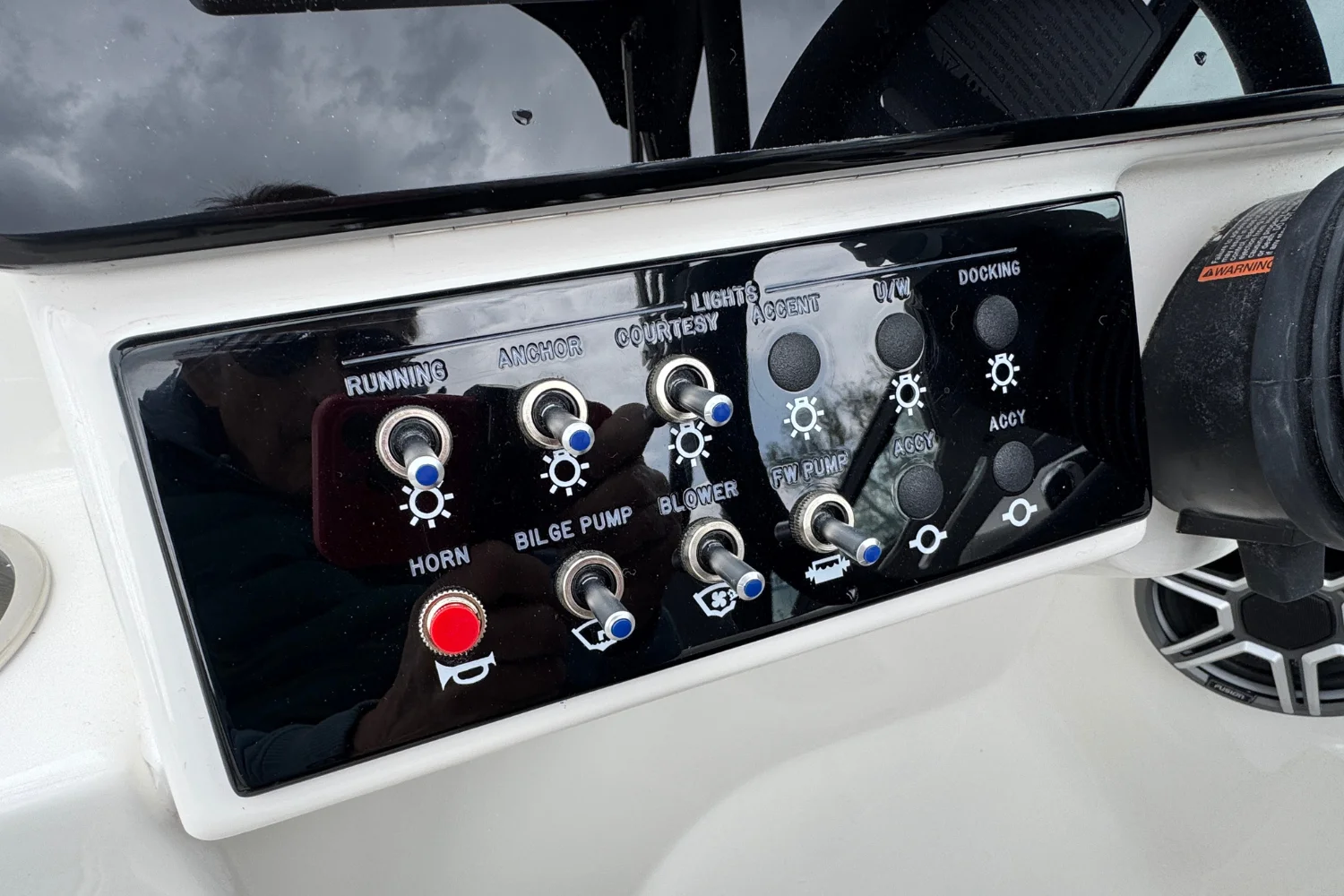 2026 Sea Ray SDX 250 Image Thumbnail #24
