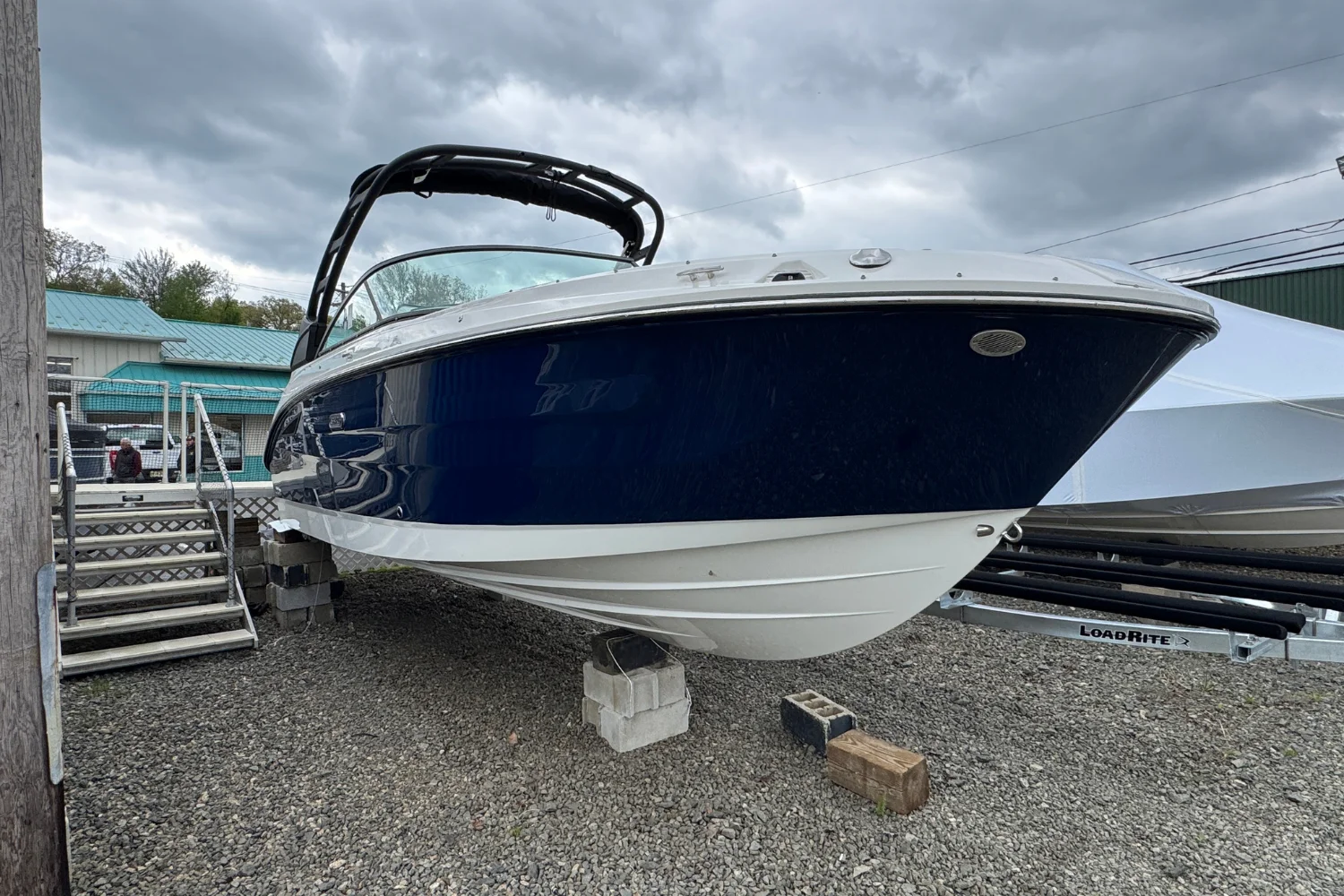 Thumbnail 2 for 2026 Sea Ray SDX 250