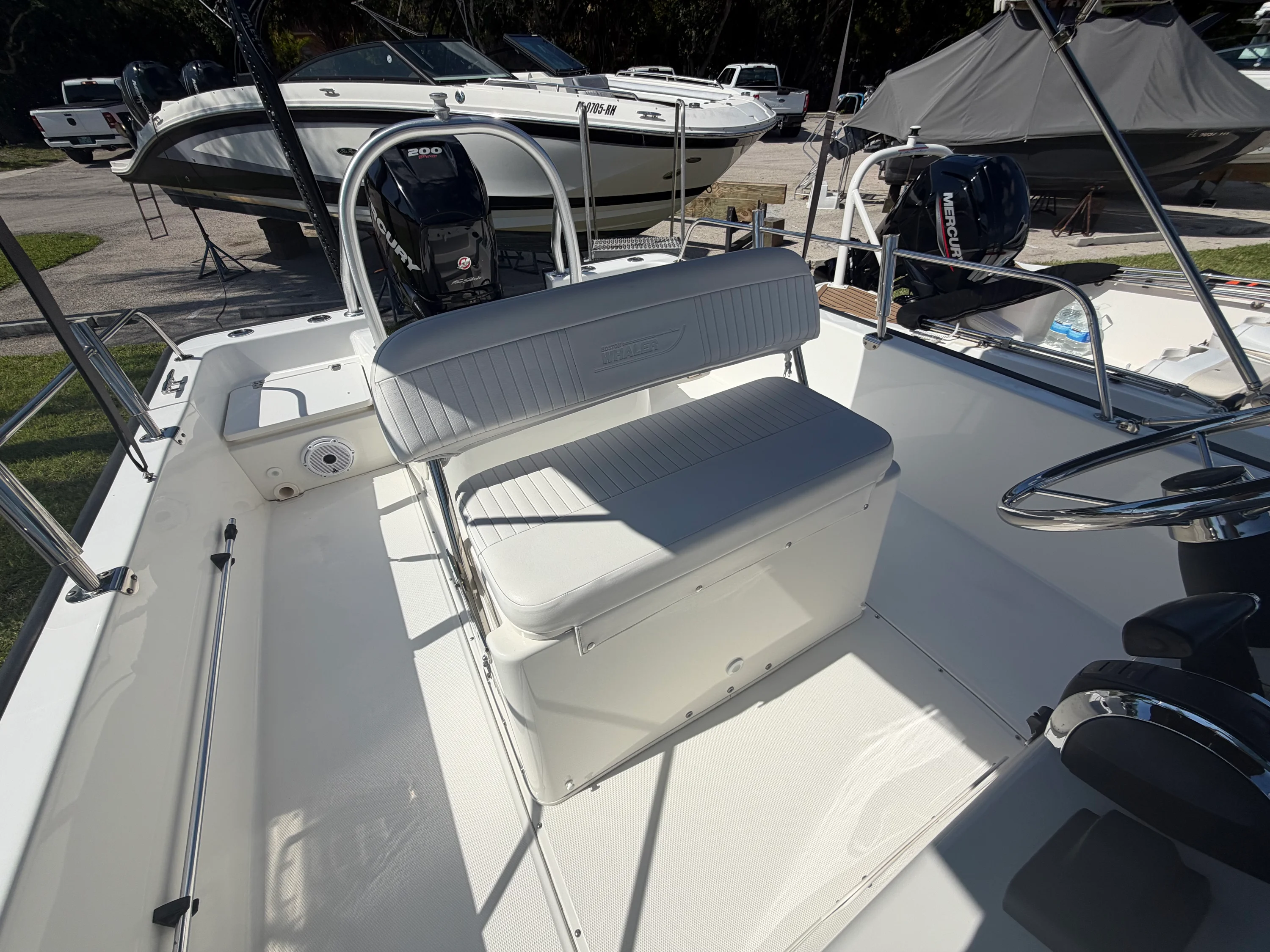 2016 Boston Whaler 210 Montauk Image Thumbnail #13