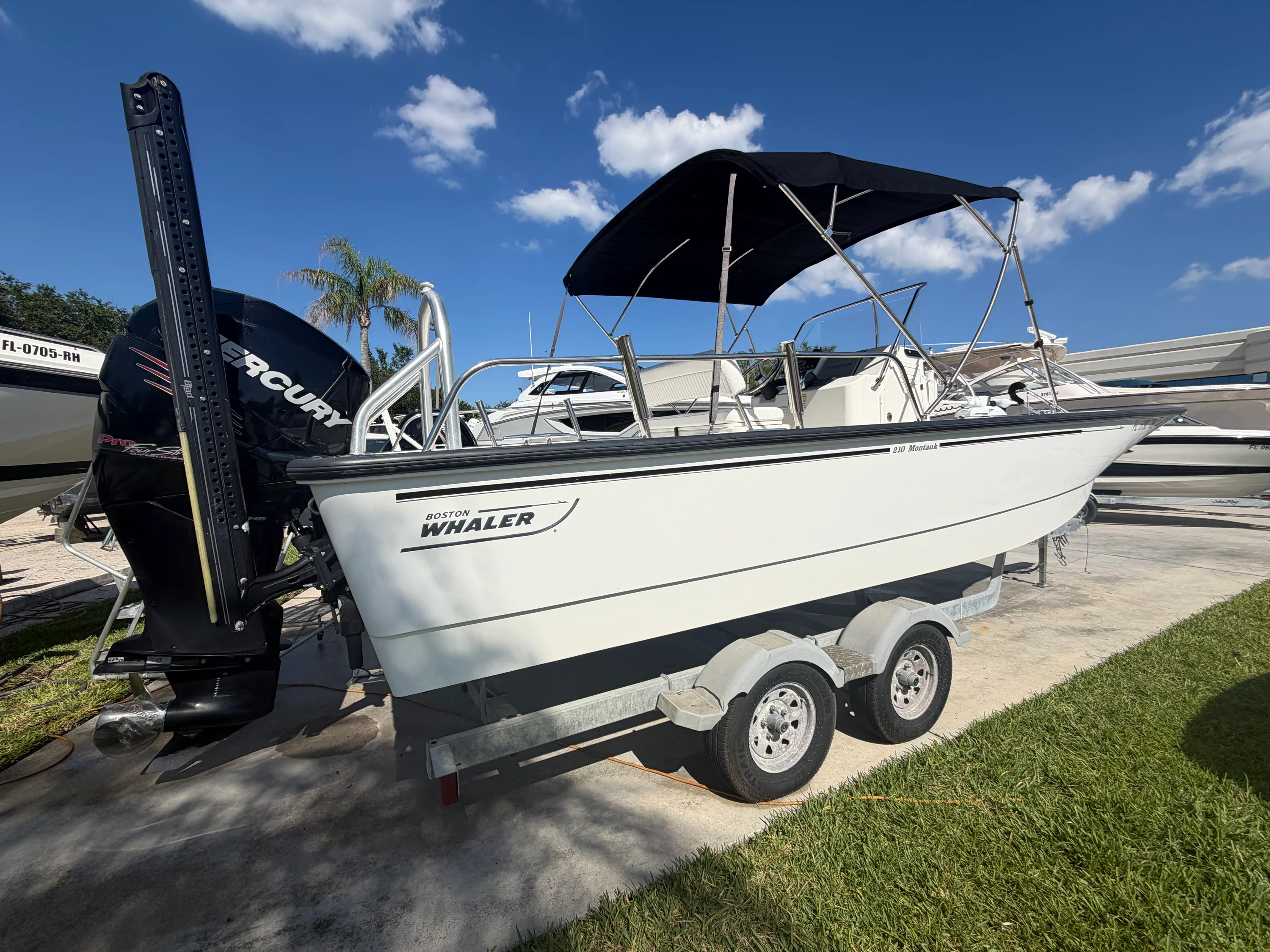 2016 Boston Whaler 210 Montauk Image Thumbnail #1