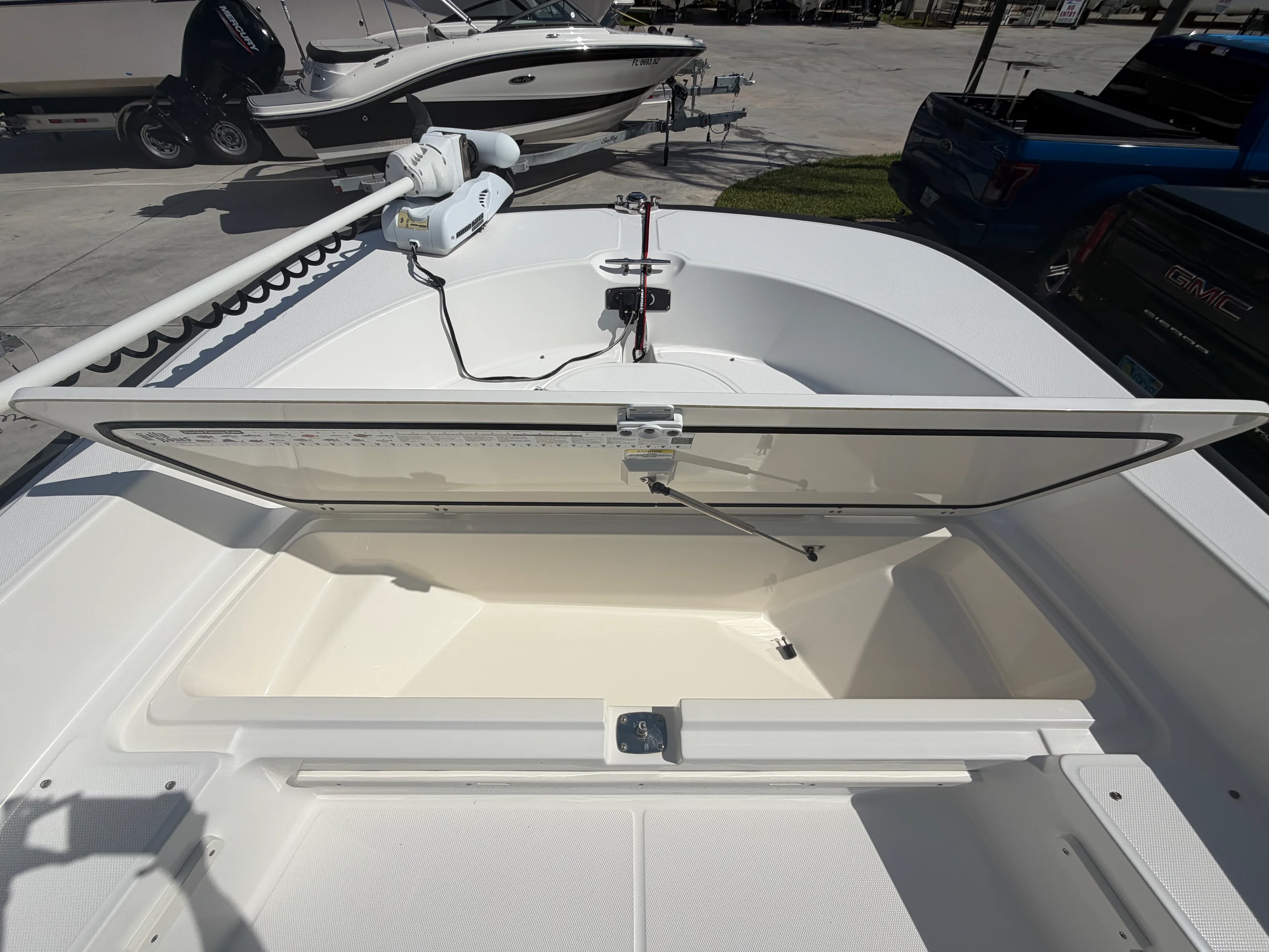 2016 Boston Whaler 210 Montauk Image Thumbnail #16