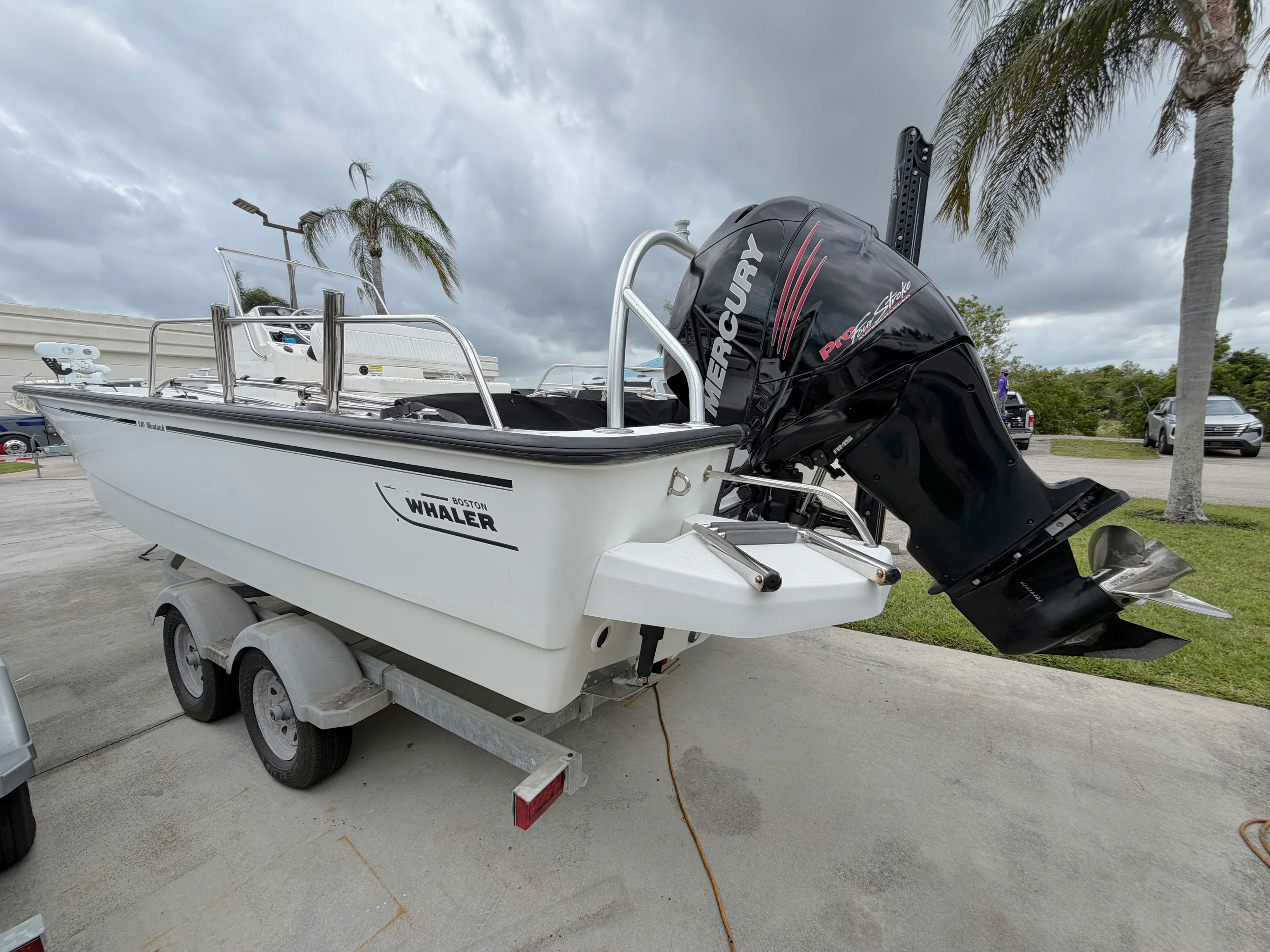 2016 Boston Whaler 210 Montauk Image Thumbnail #23