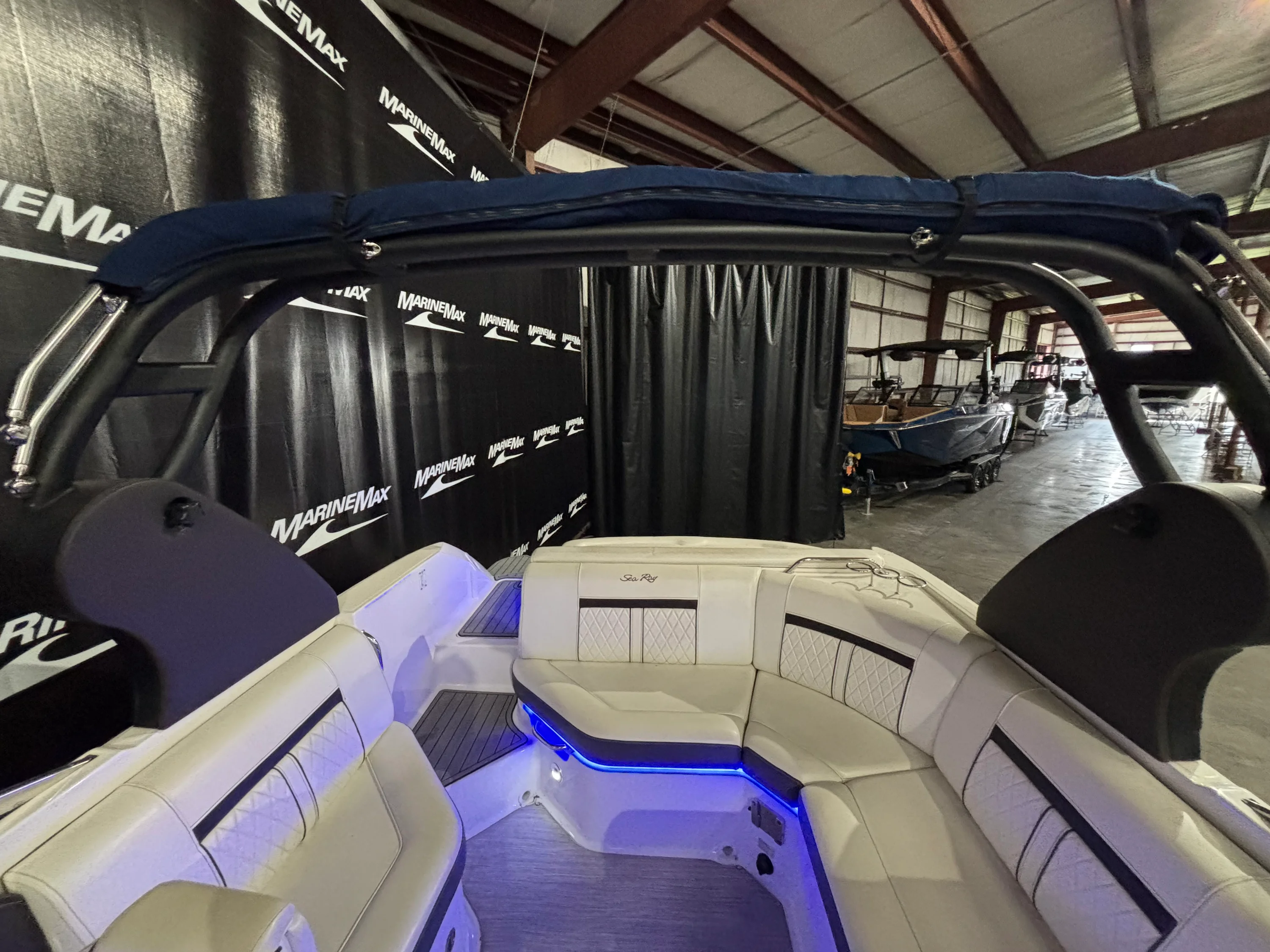 2018 Sea Ray 230 SLX Image Thumbnail #13
