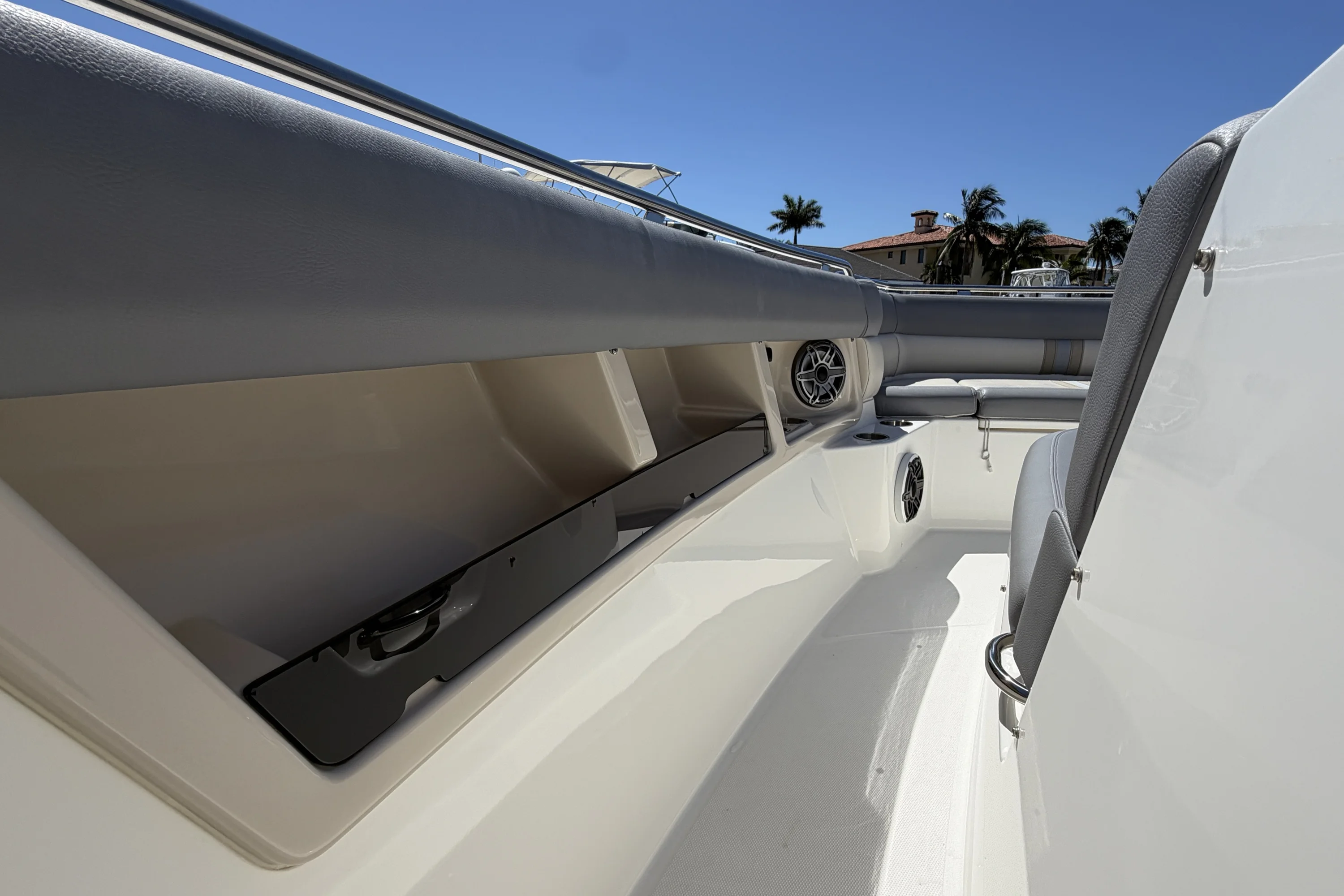 2024 Boston Whaler 350 REALM Image Thumbnail #66