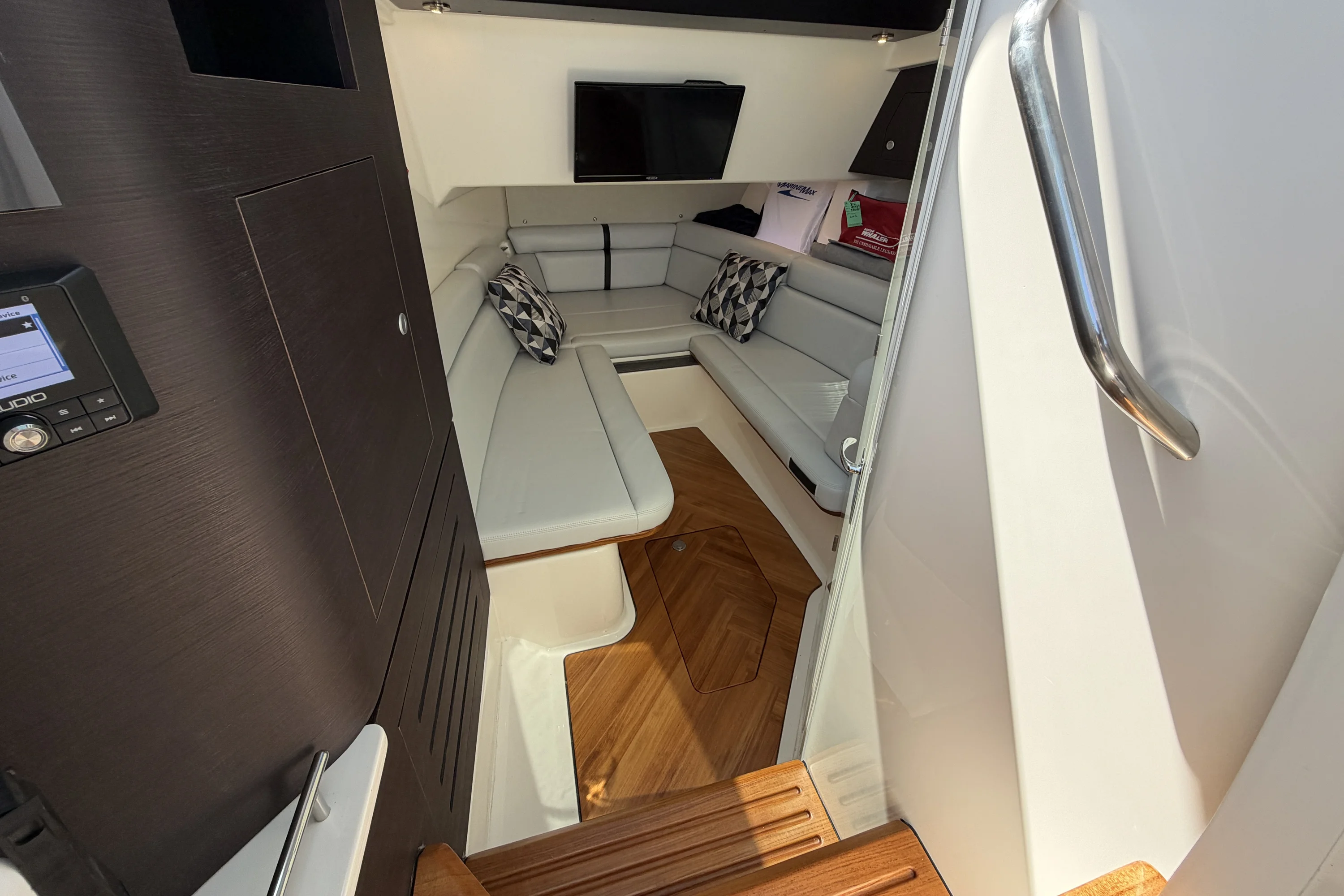 2024 Boston Whaler 350 REALM Image Thumbnail #76