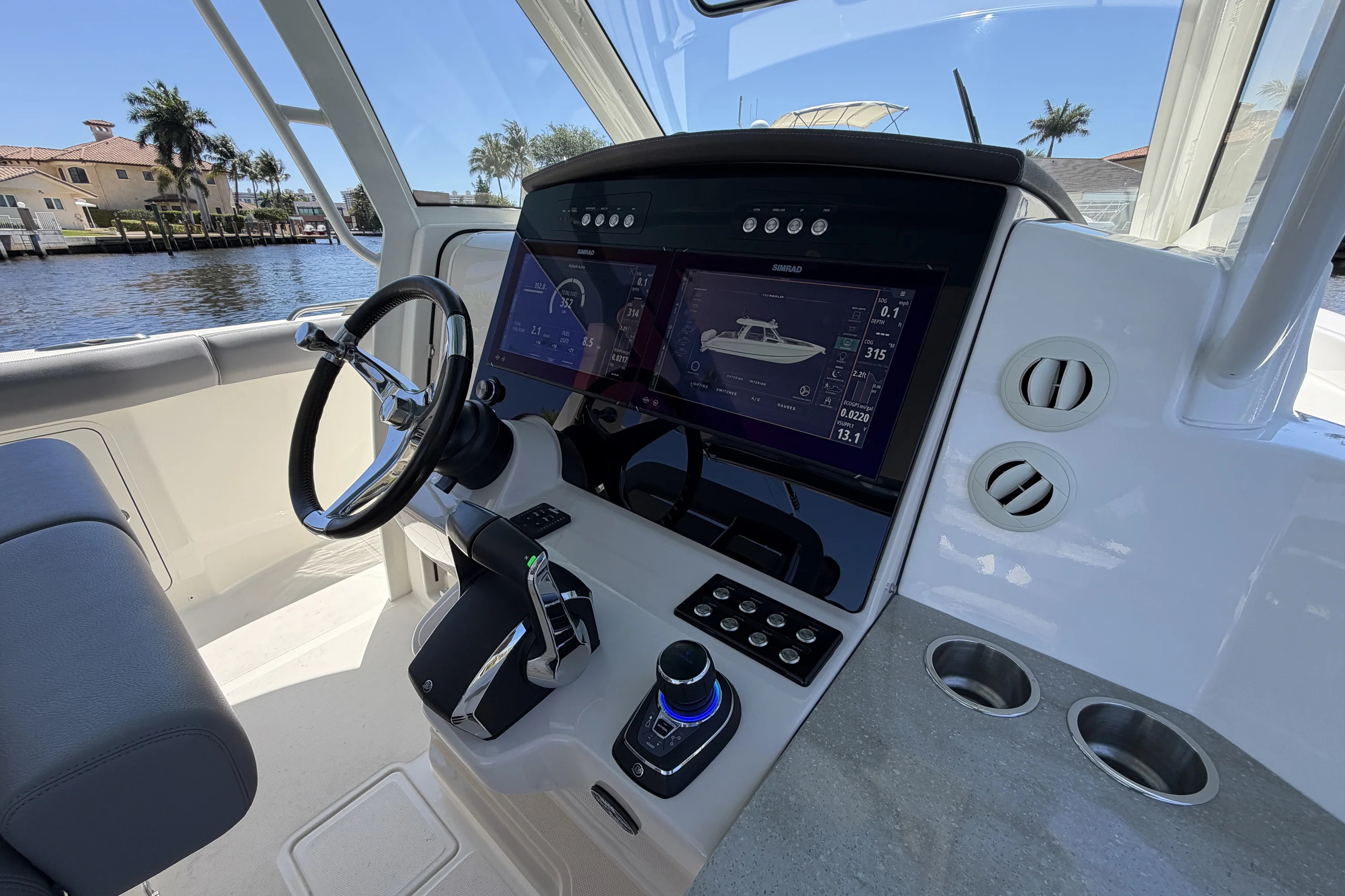 2024 Boston Whaler 350 REALM Image Thumbnail #56