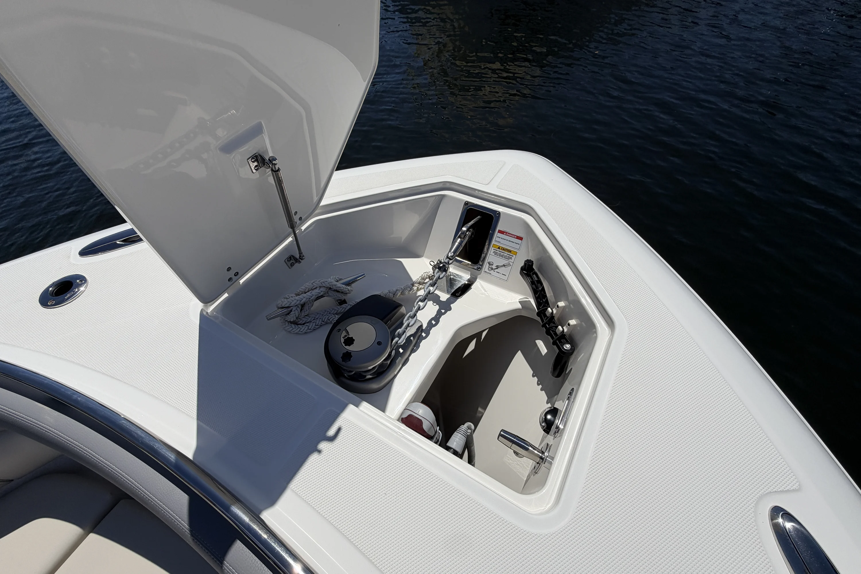 2024 Boston Whaler 350 REALM Image Thumbnail #70