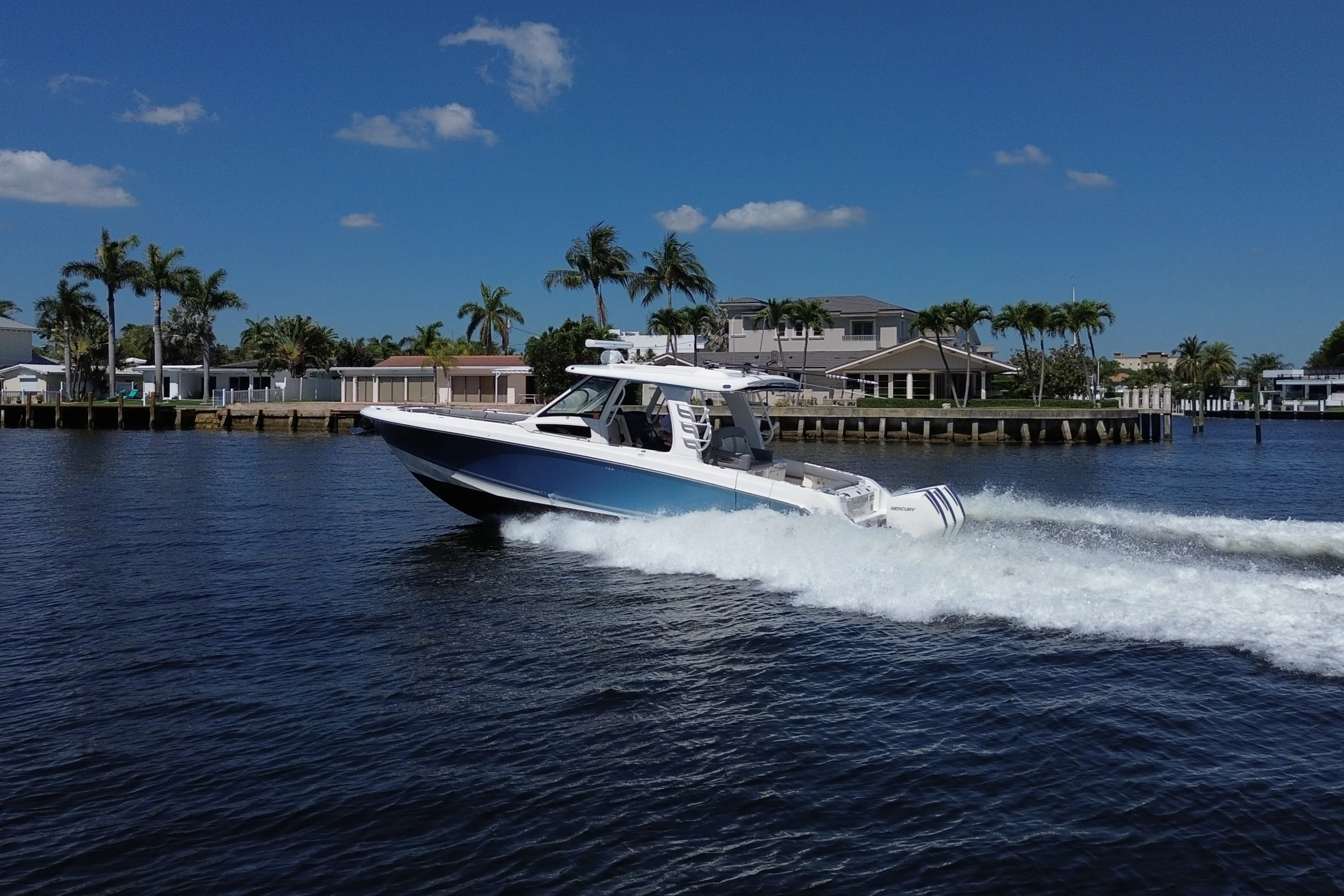 2024 Boston Whaler 350 REALM Image Thumbnail #20
