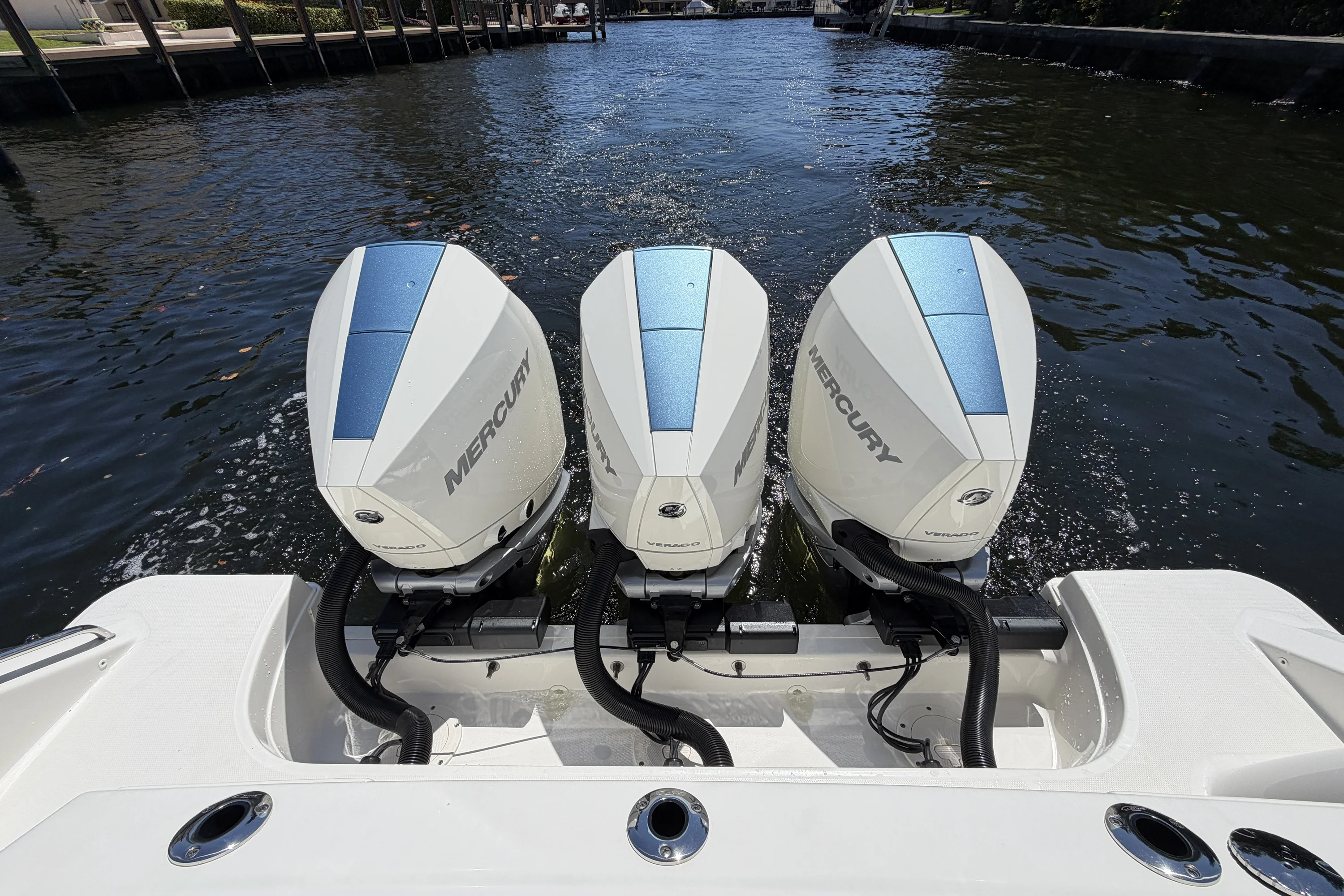2024 Boston Whaler 350 REALM Image Thumbnail #25