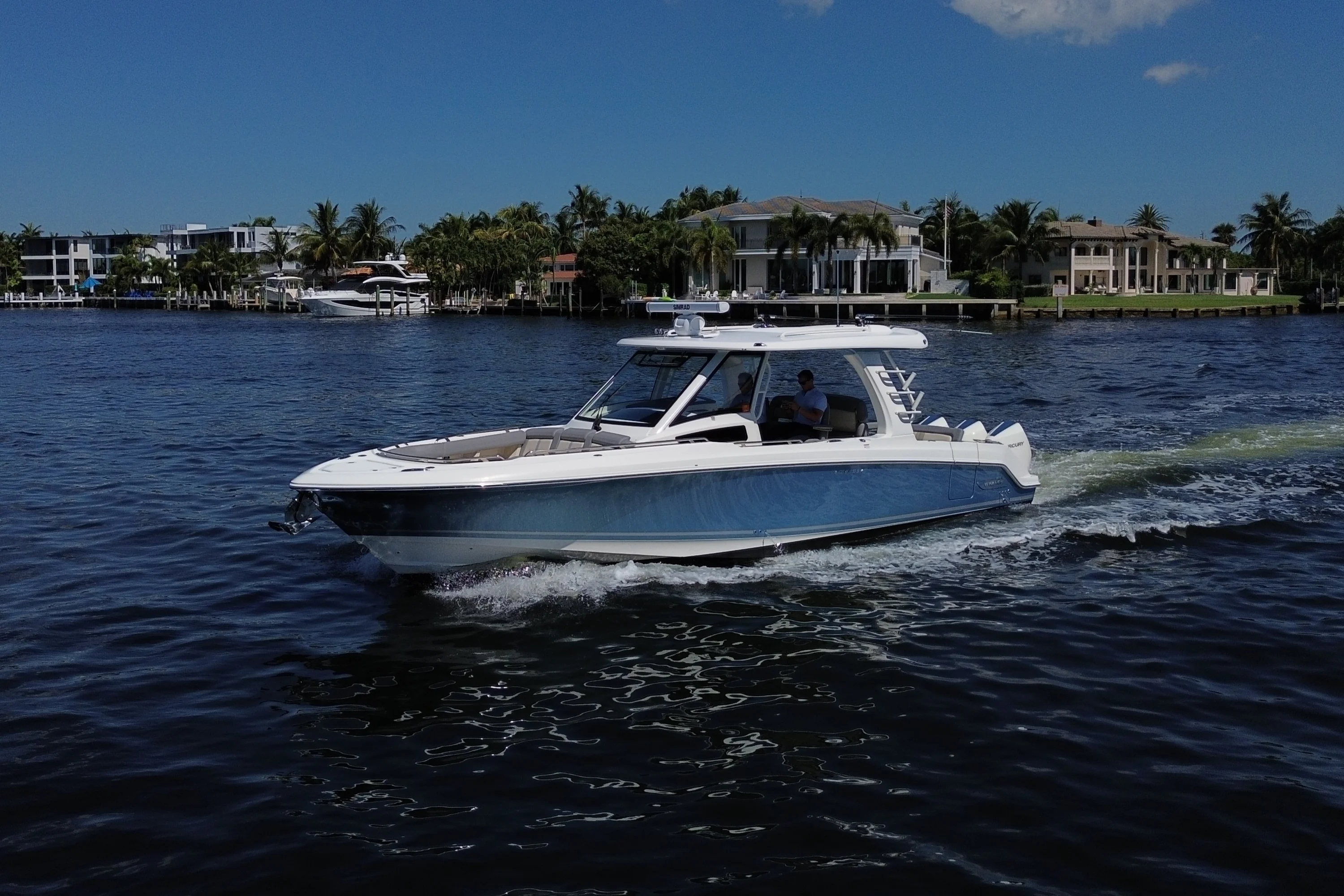 2024 Boston Whaler 350 REALM Image Thumbnail #16