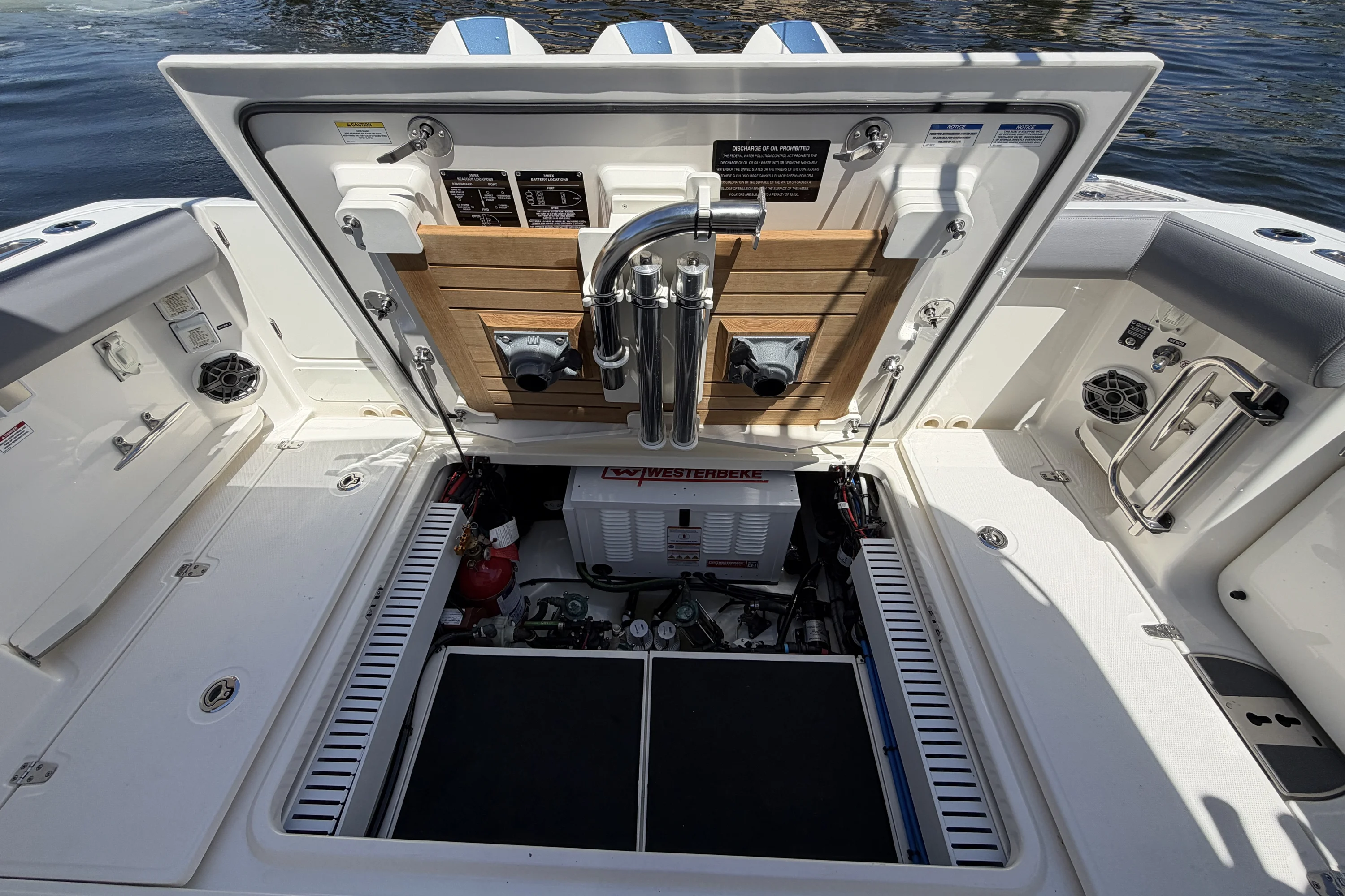 2024 Boston Whaler 350 REALM Image Thumbnail #87