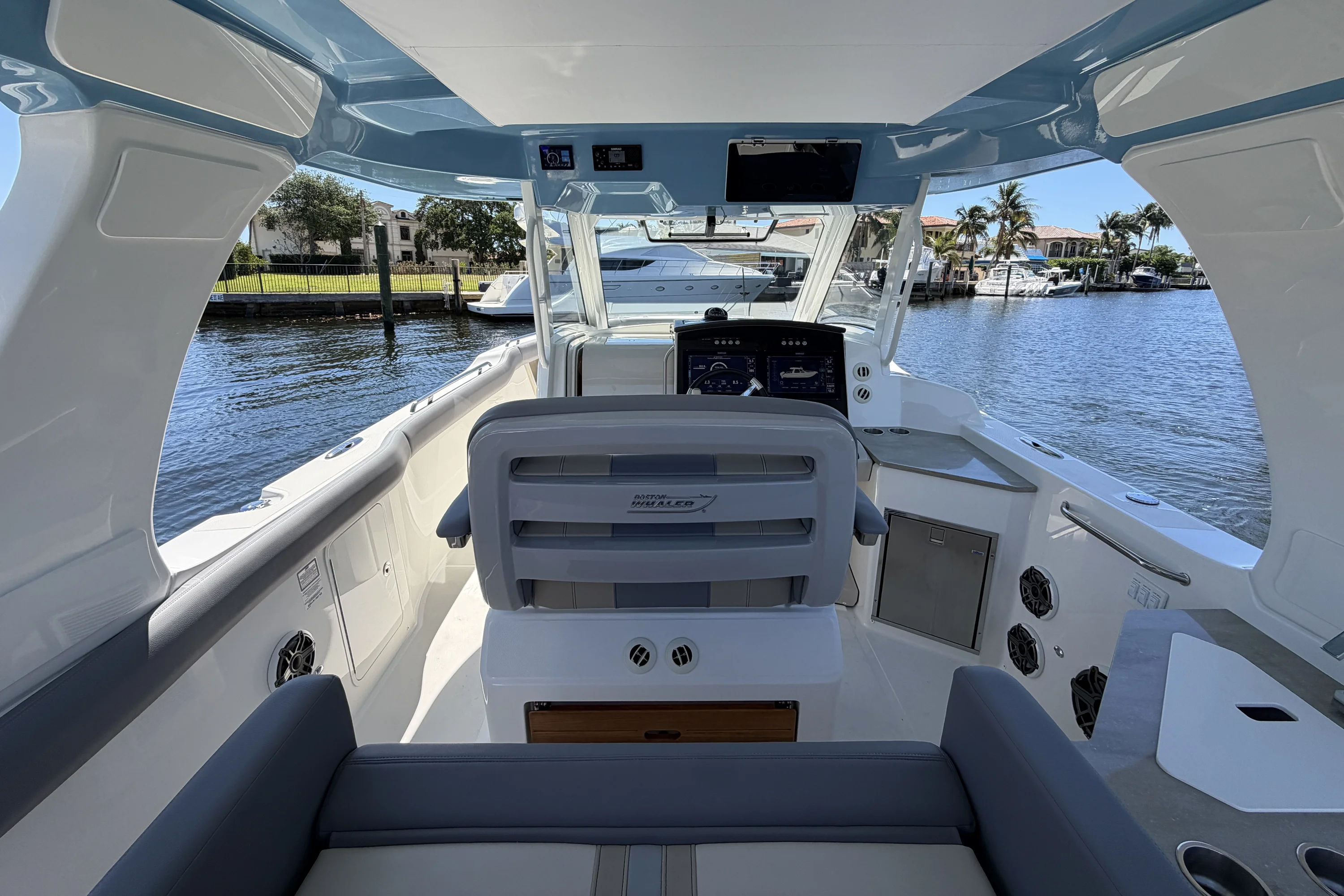2024 Boston Whaler 350 REALM Image Thumbnail #44