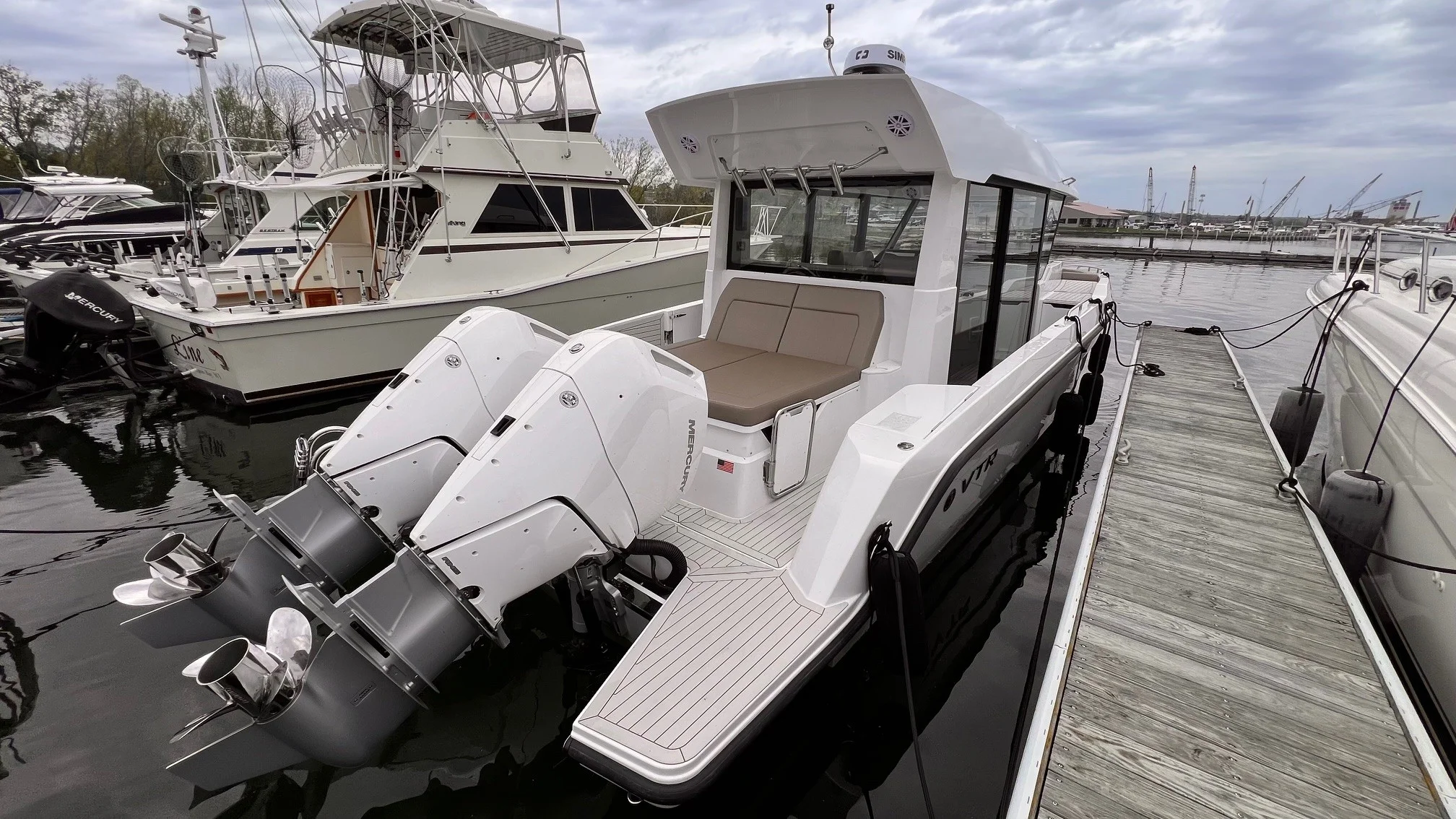 2026 Cruisers Yachts 38 VTR EC Image Thumbnail #5