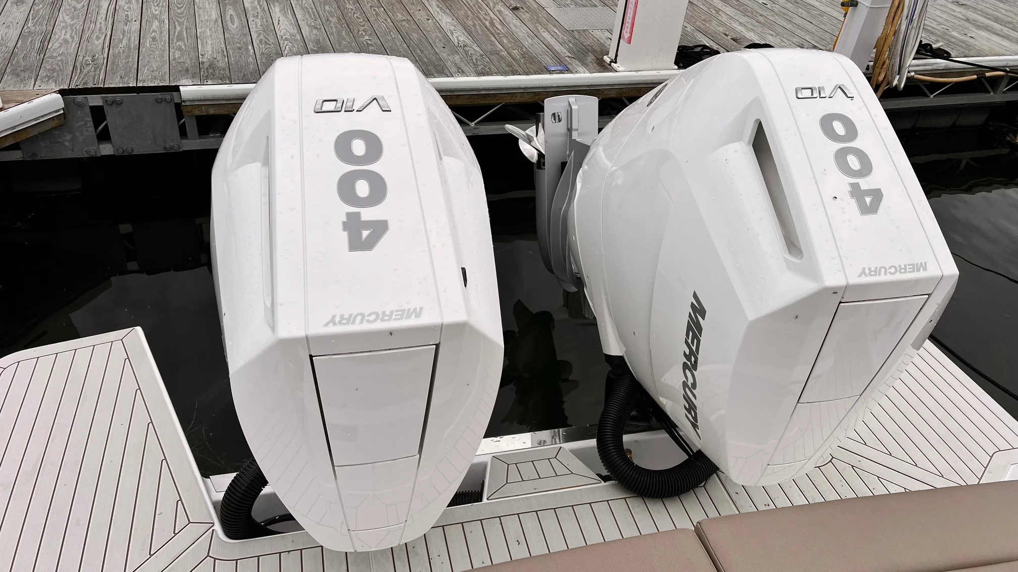 2026 Cruisers Yachts 38 VTR EC Image Thumbnail #6