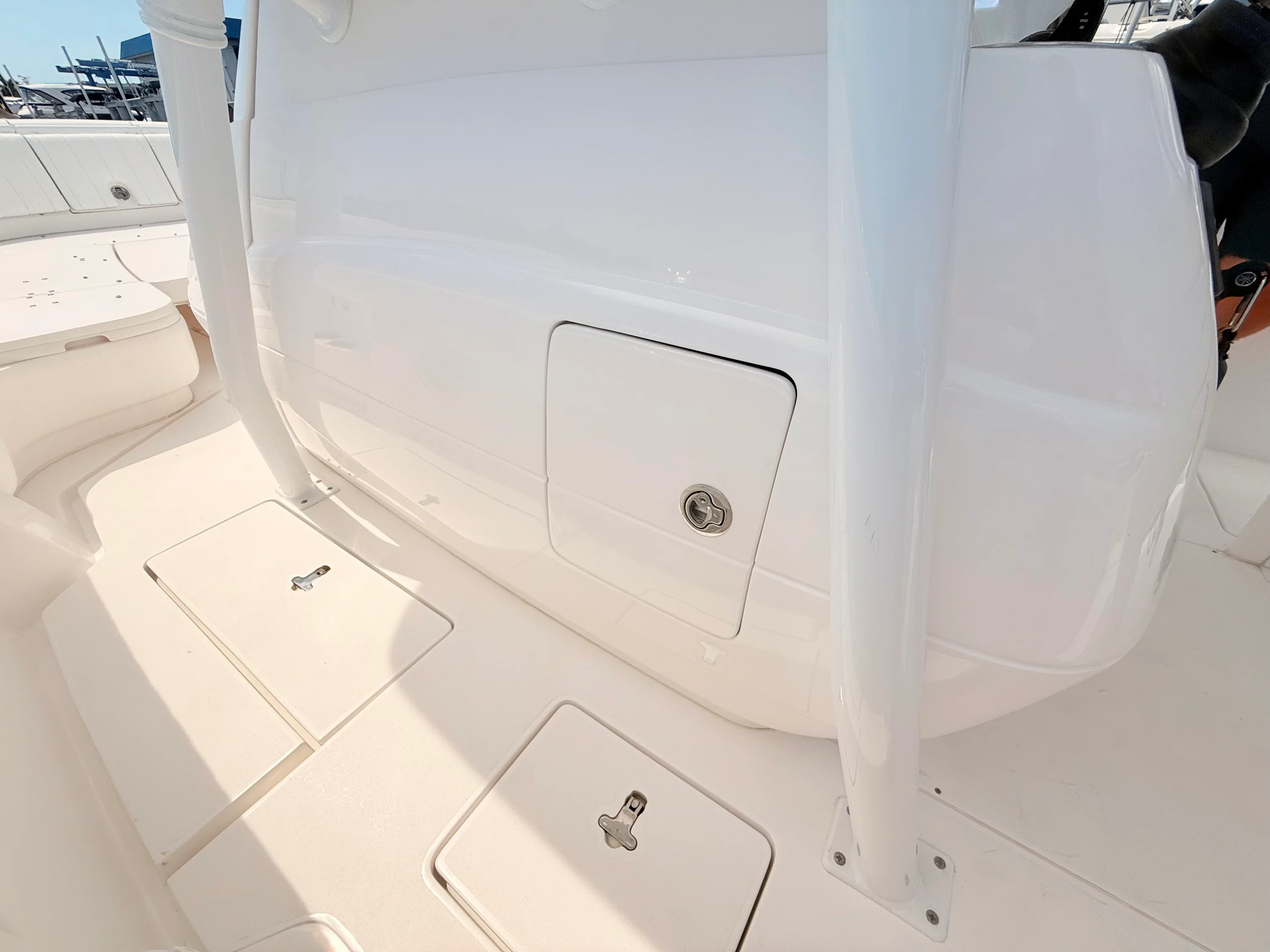 2020 Intrepid 327CC Image Thumbnail #42