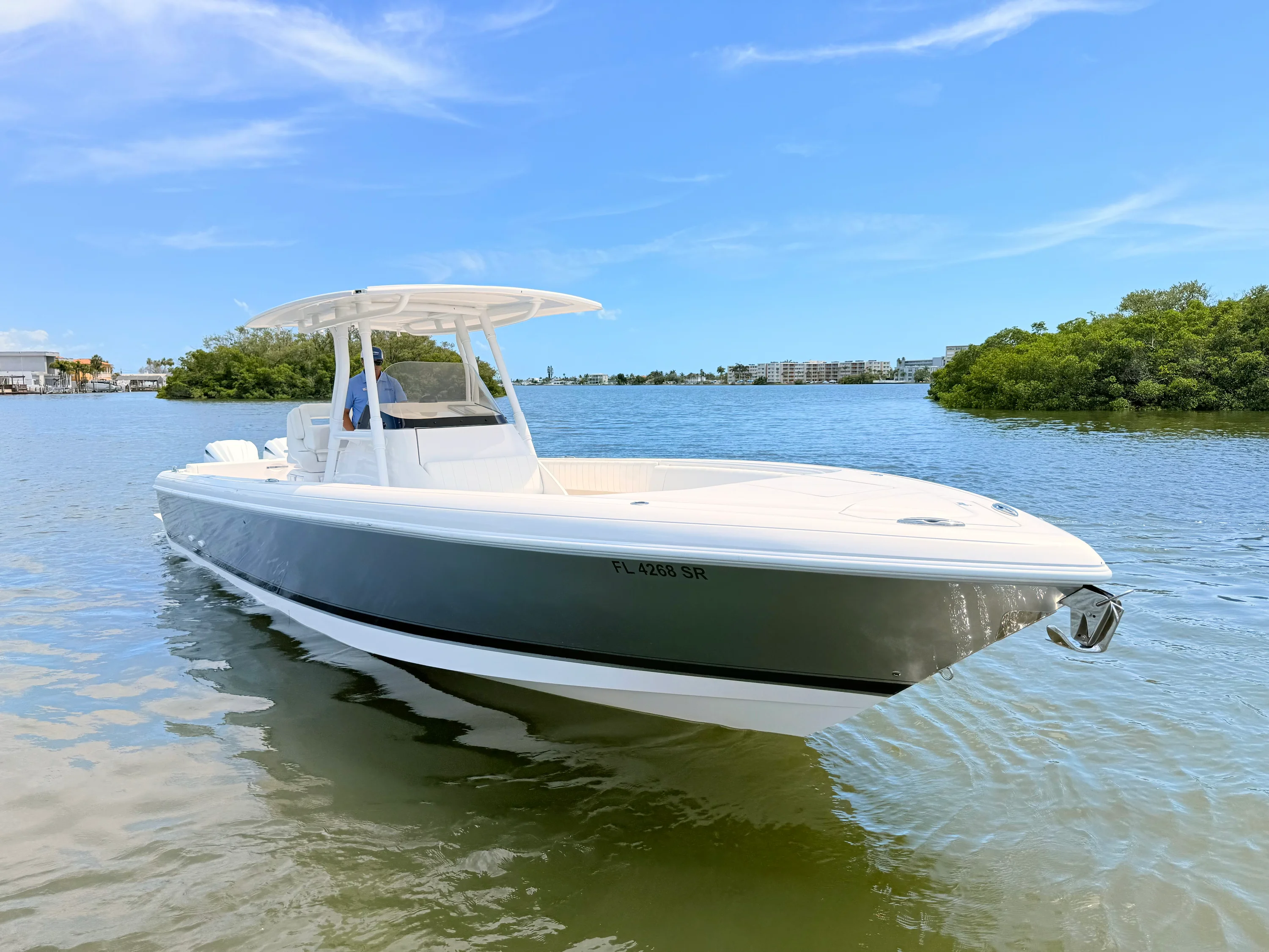 2020 Intrepid 327CC Image Thumbnail #22