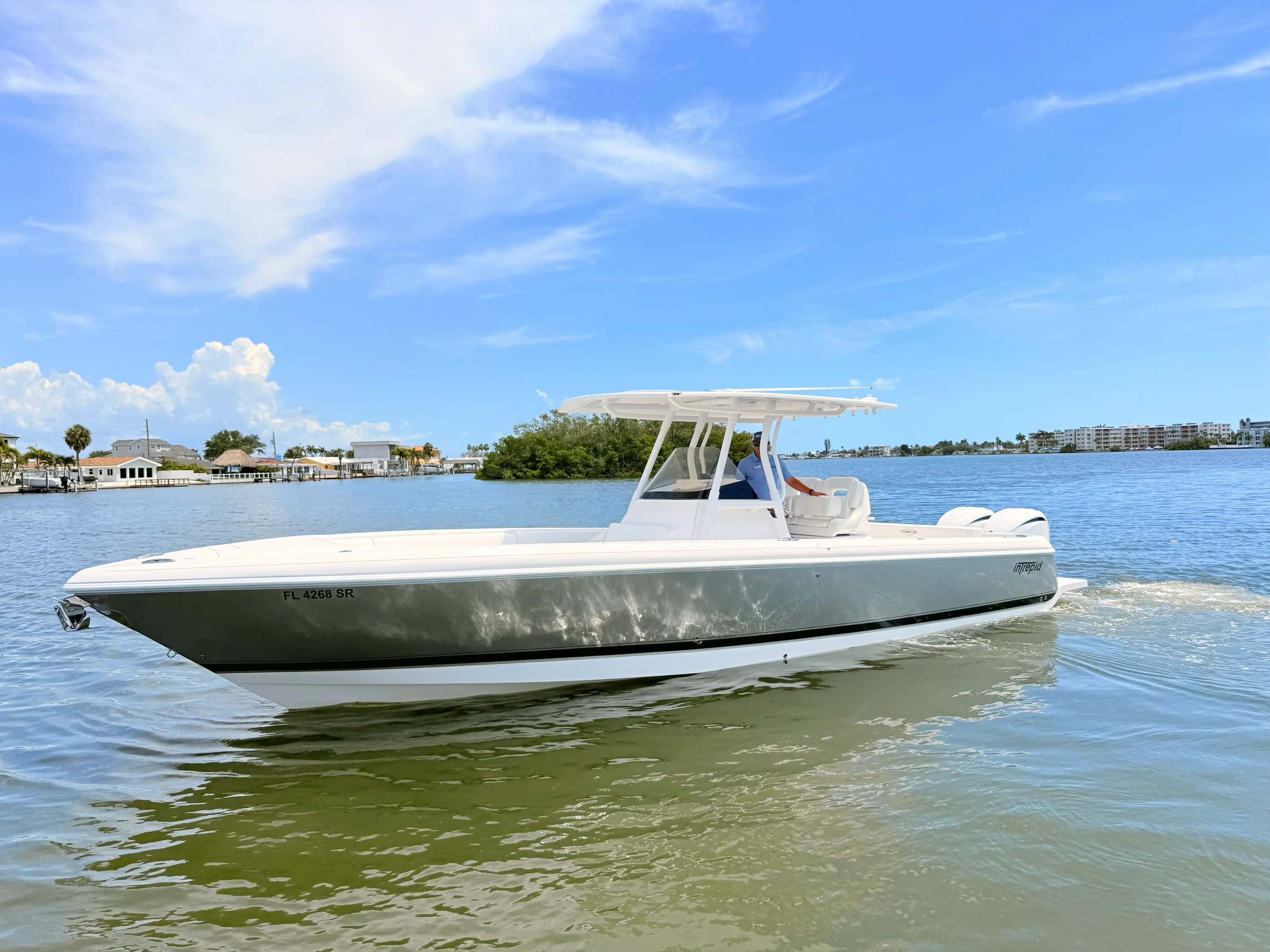 2020 Intrepid 327CC Image Thumbnail #17