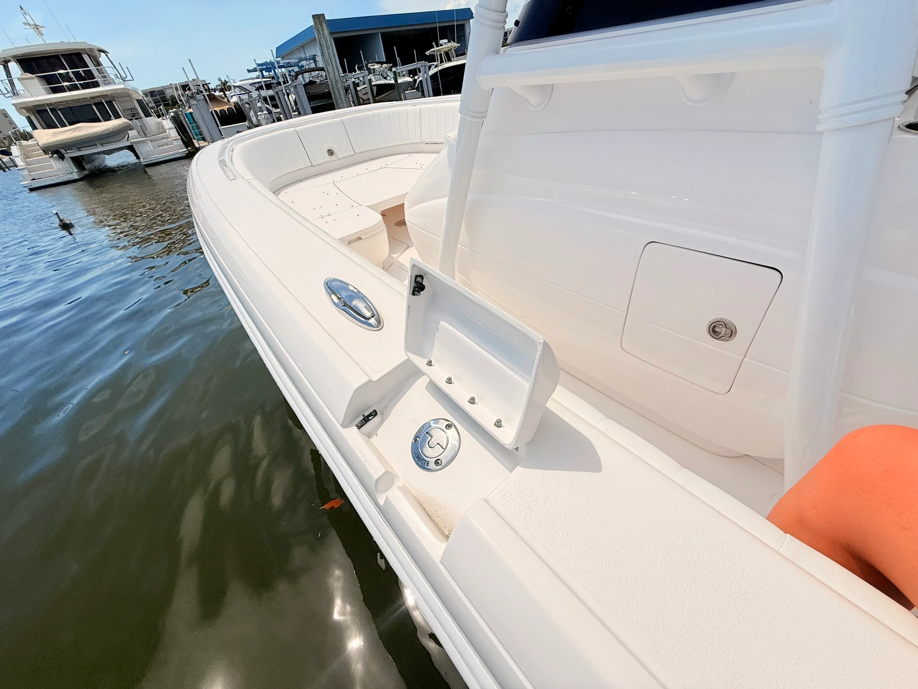 2020 Intrepid 327CC Image Thumbnail #41