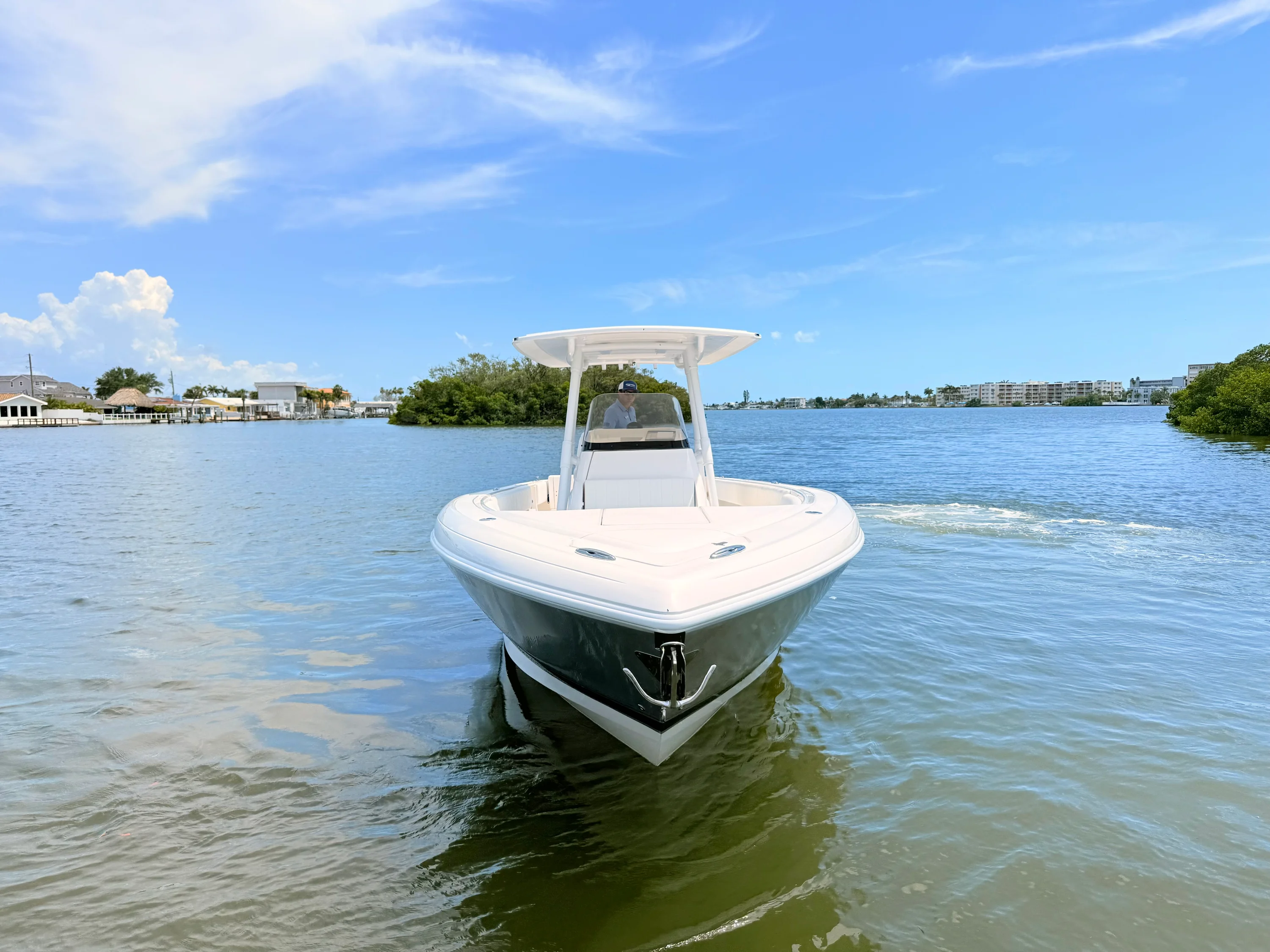 2020 Intrepid 327CC Image Thumbnail #20