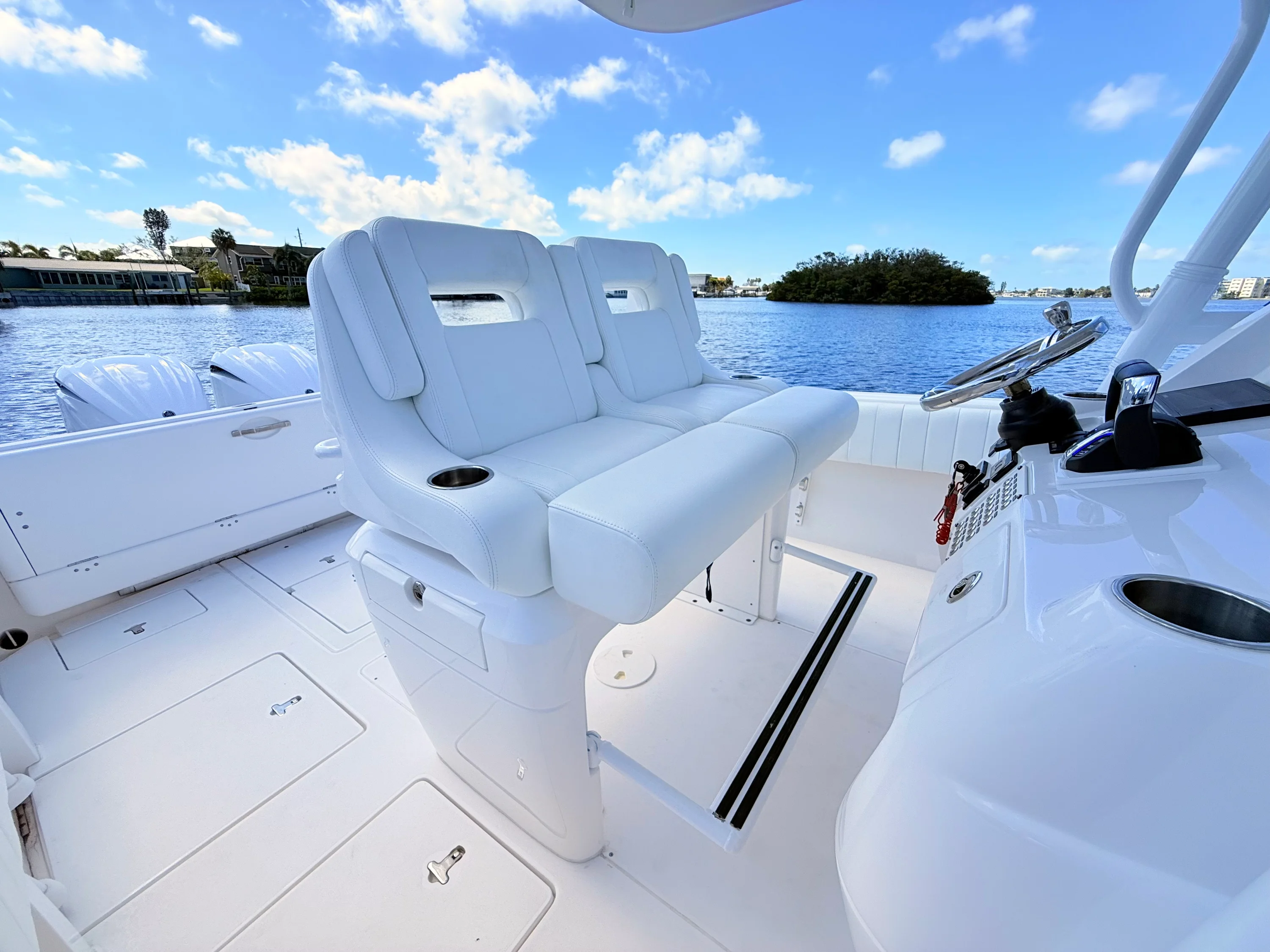 2020 Intrepid 327CC Image Thumbnail #49