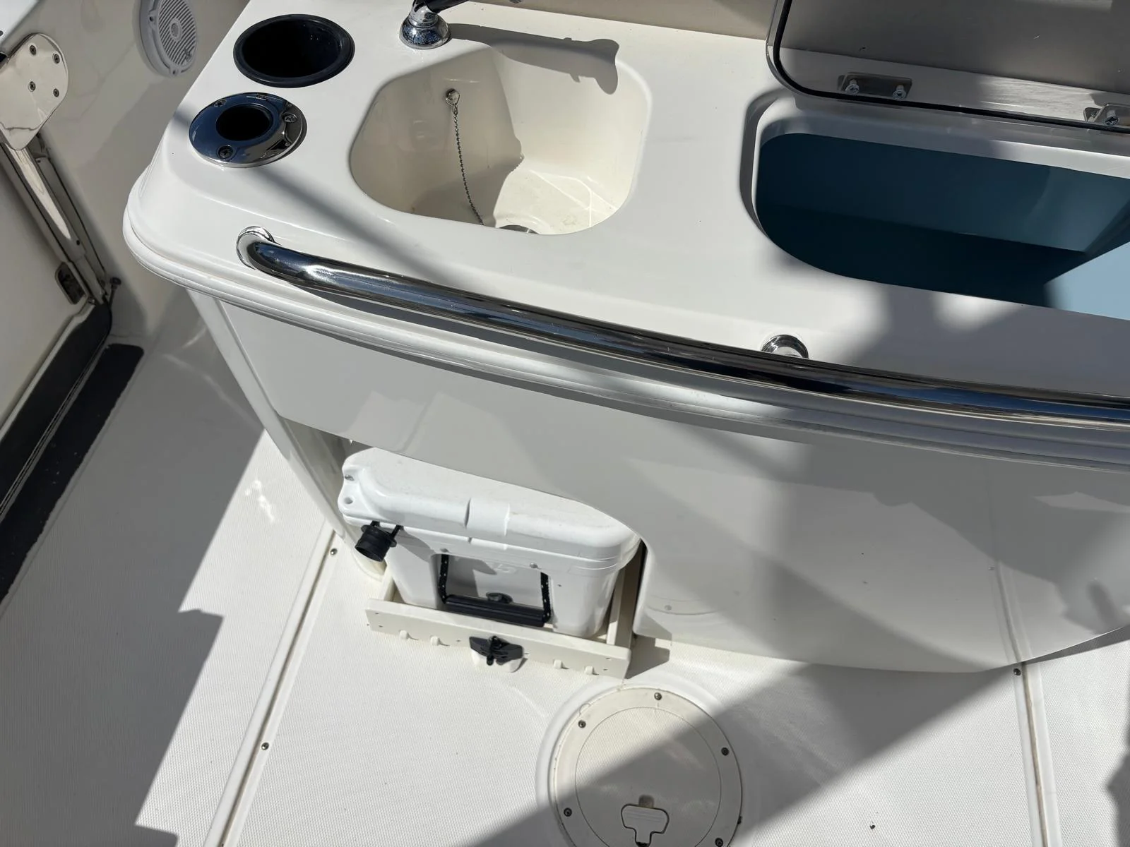 2020 Boston Whaler 270 DAUNTLESS Image Thumbnail #18