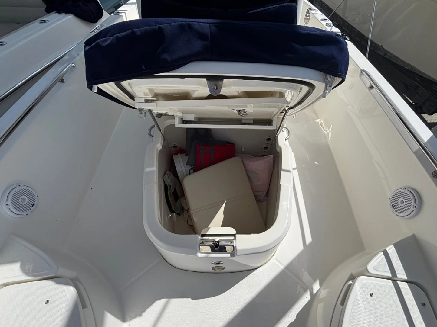 2020 Boston Whaler 270 DAUNTLESS Image Thumbnail #11