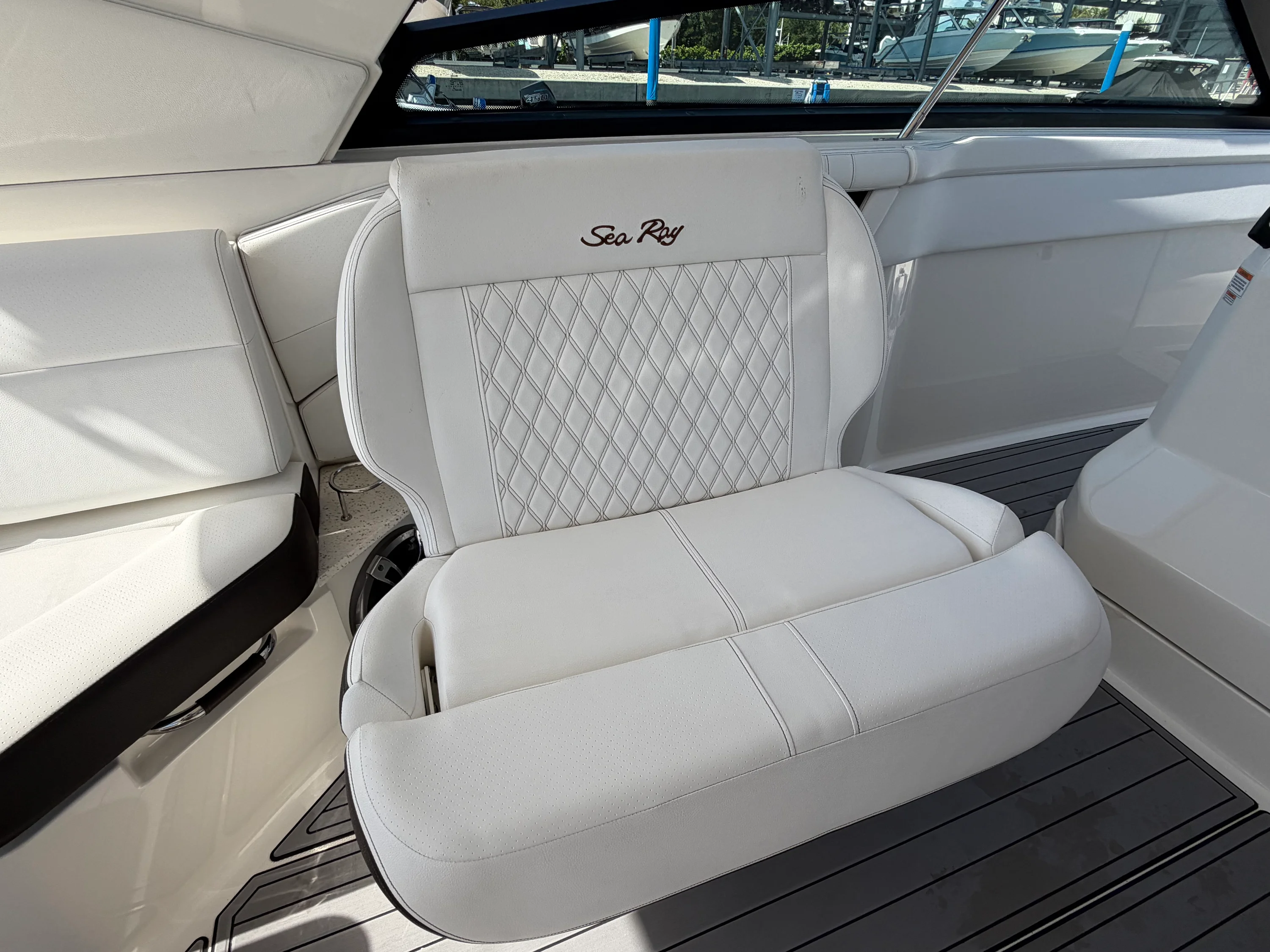 2020 Sea Ray 400 SLX OB Image Thumbnail #27