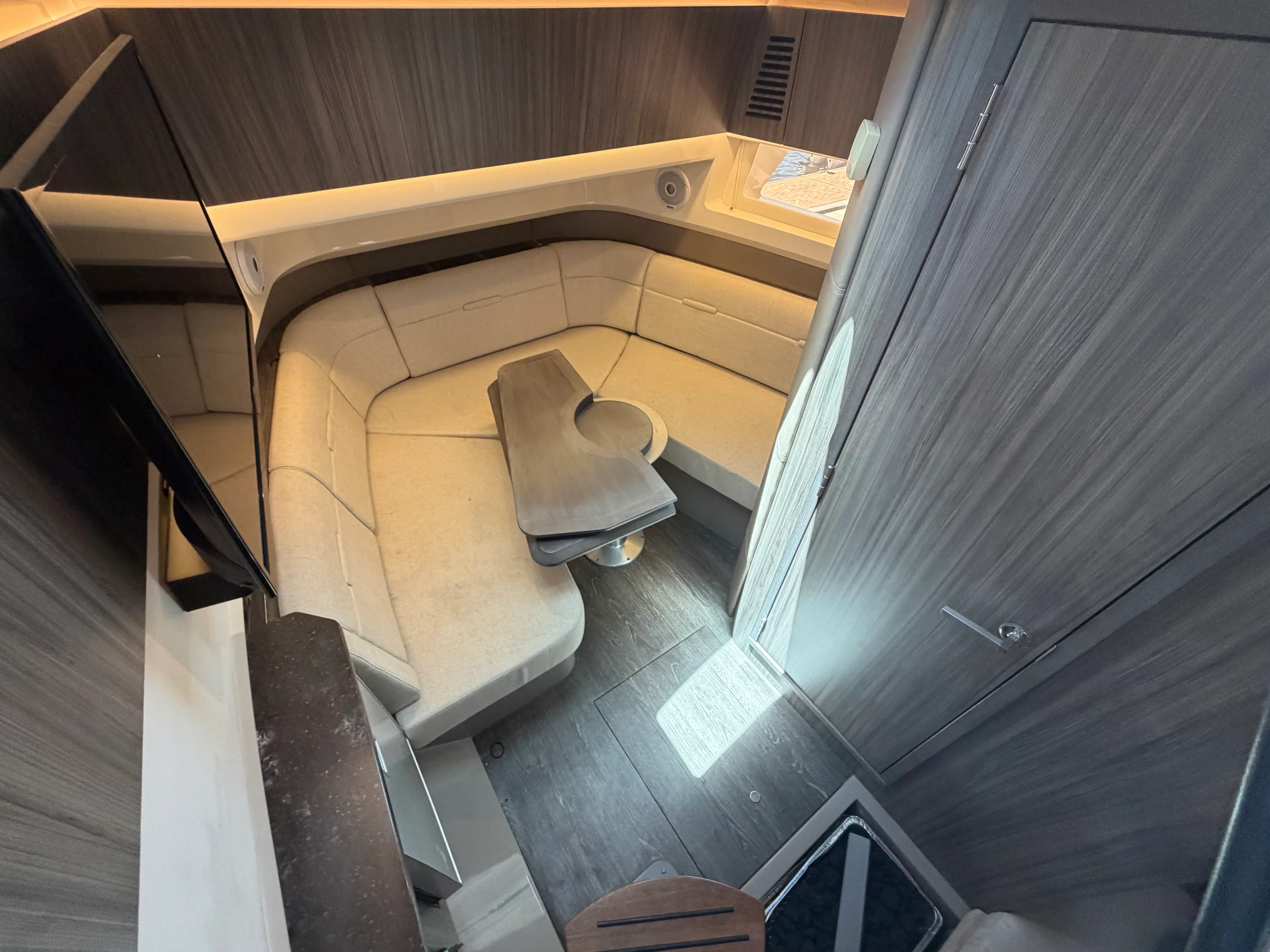 2020 Sea Ray 400 SLX OB Image Thumbnail #63