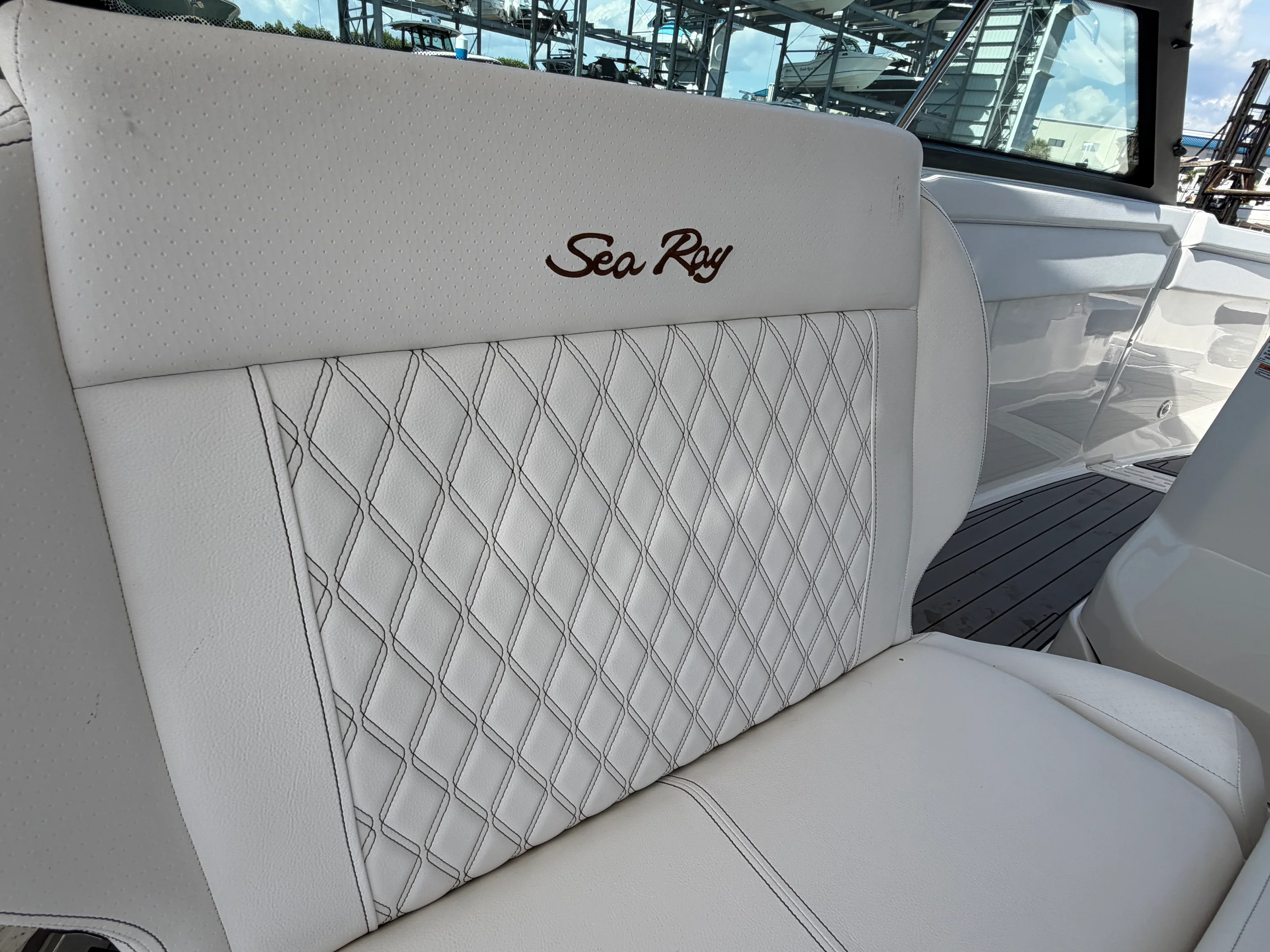 2020 Sea Ray 400 SLX OB Image Thumbnail #28