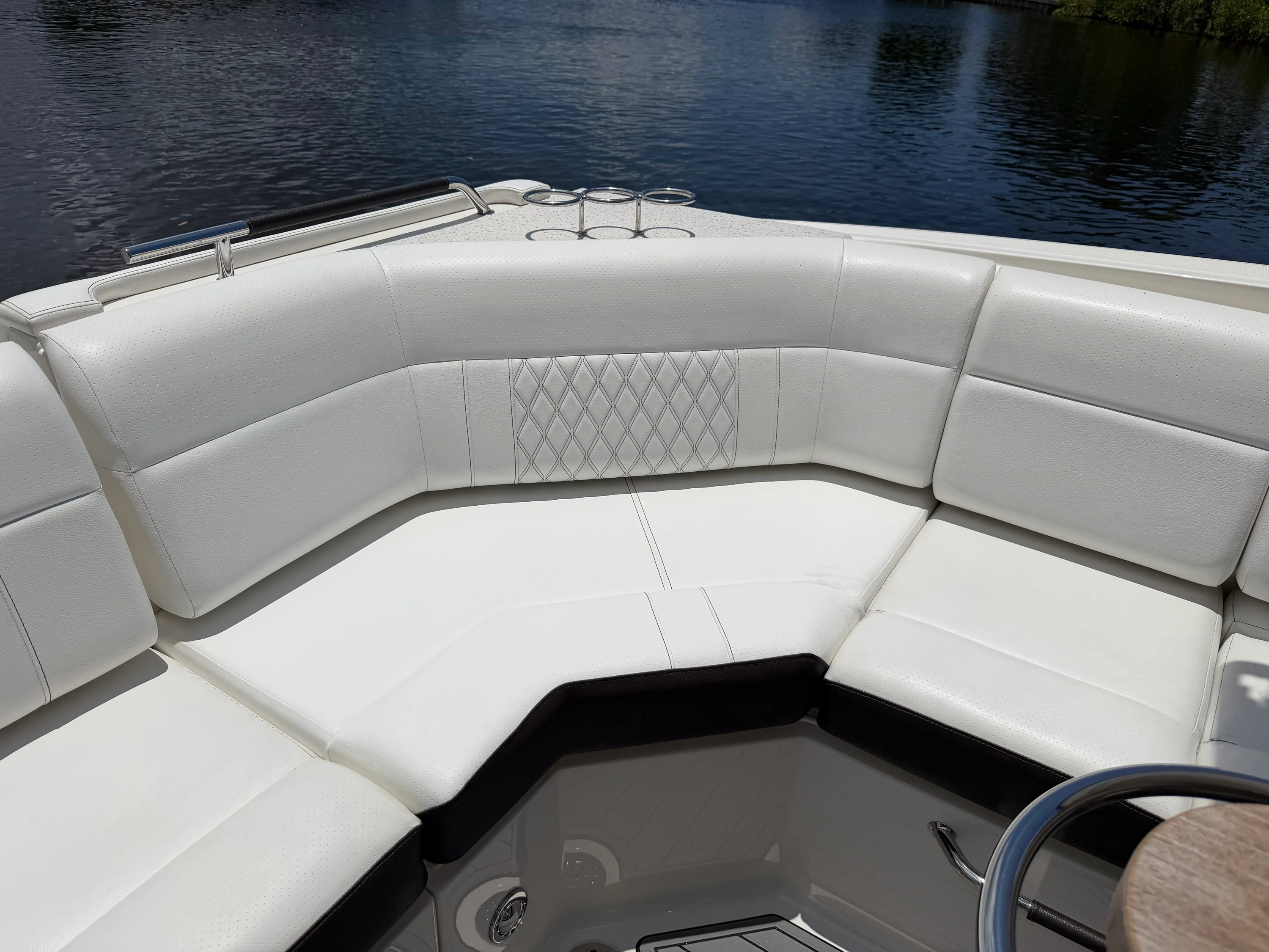 2020 Sea Ray 400 SLX OB Image Thumbnail #19