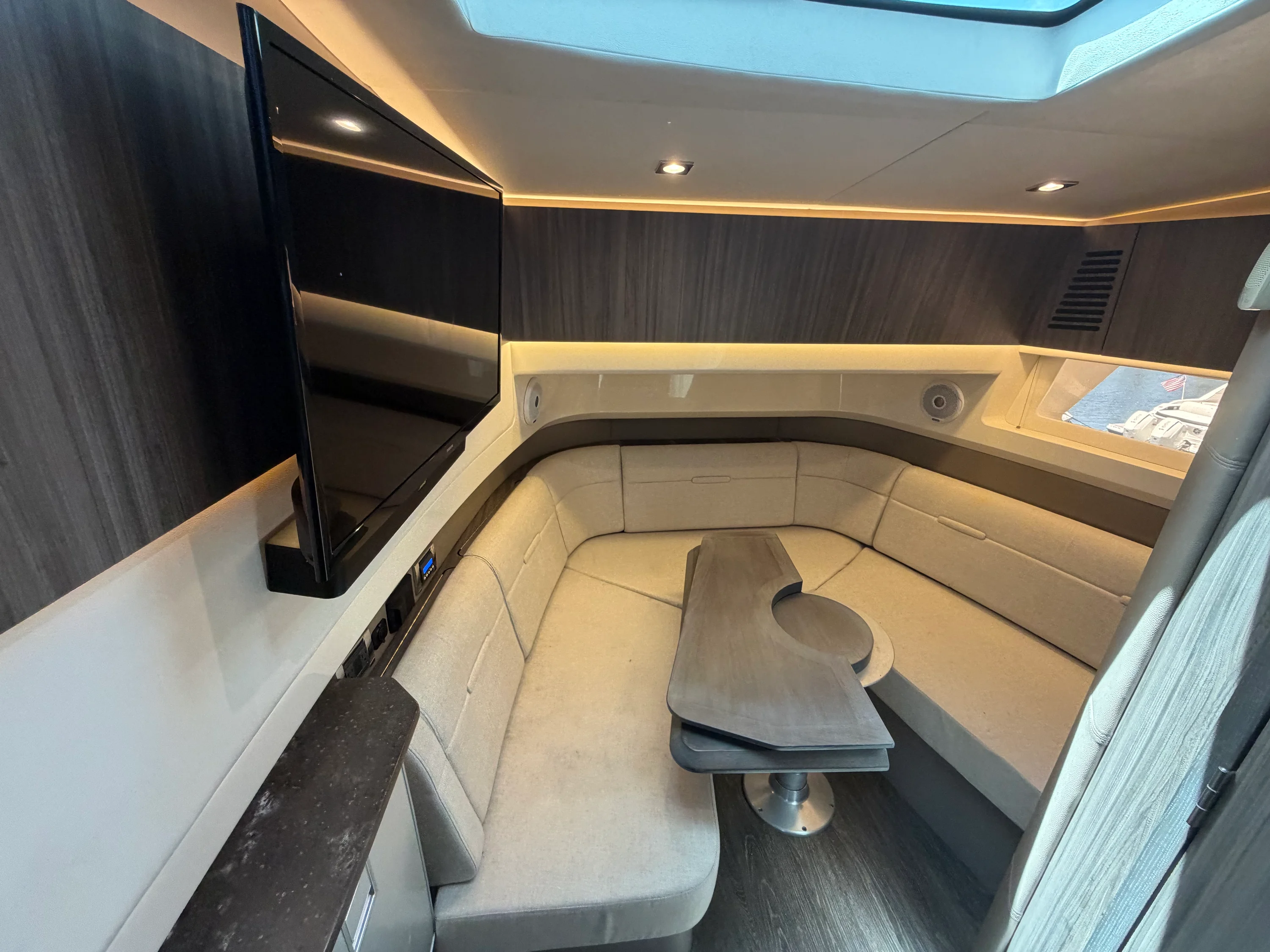 2020 Sea Ray 400 SLX OB Image Thumbnail #61