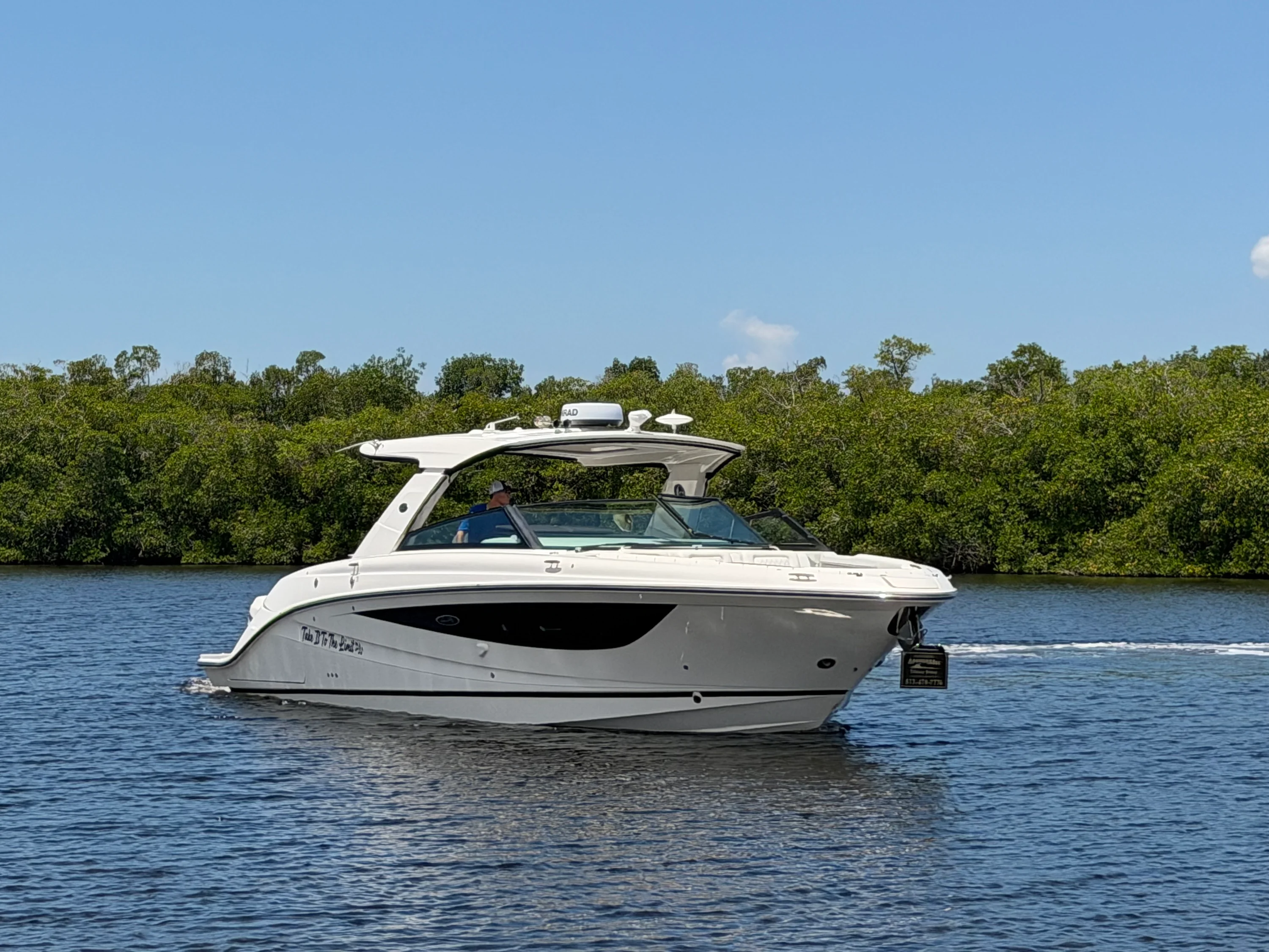 2020 Sea Ray 400 SLX OB Image Thumbnail #1