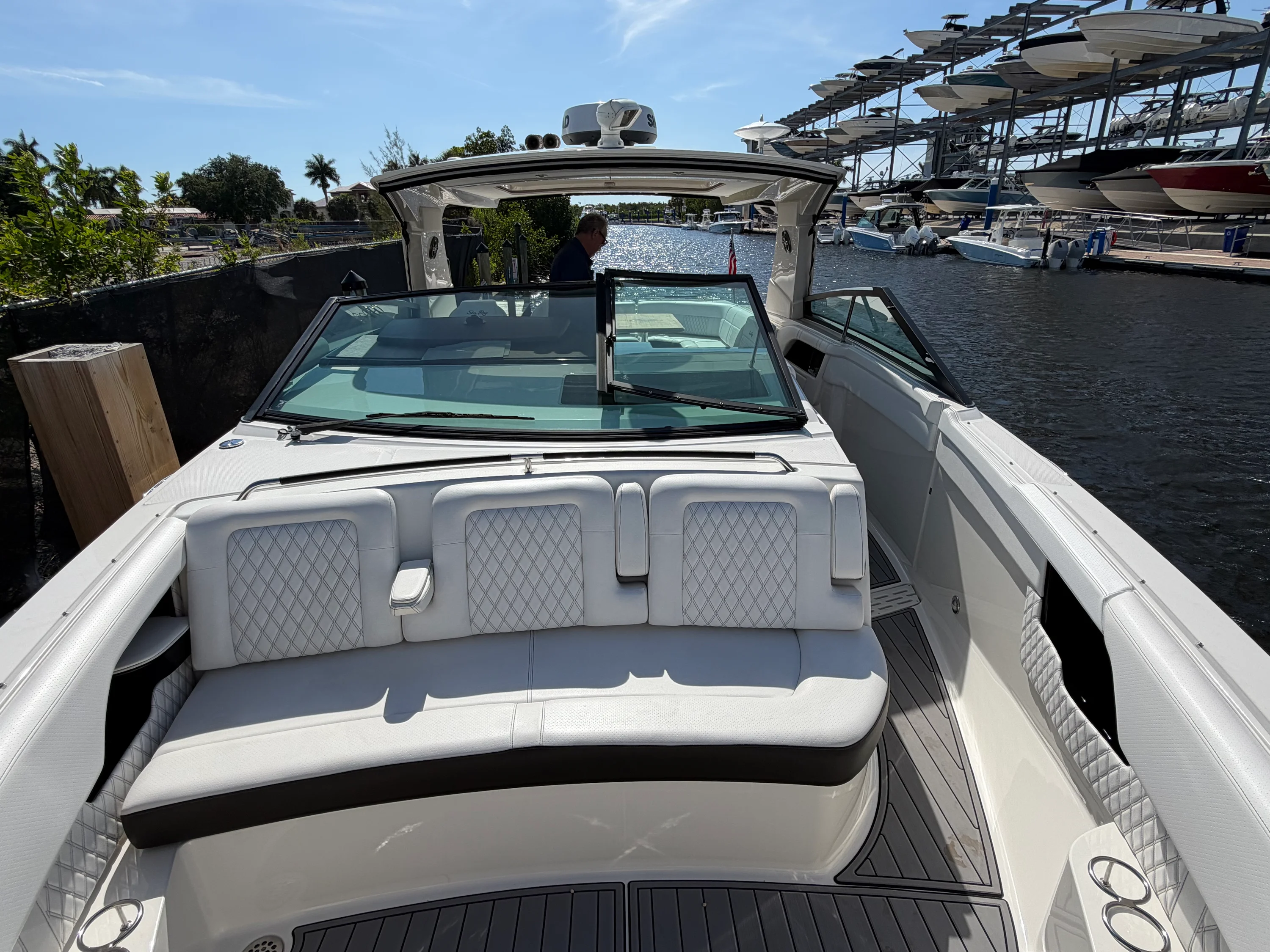 2020 Sea Ray 400 SLX OB Image Thumbnail #35