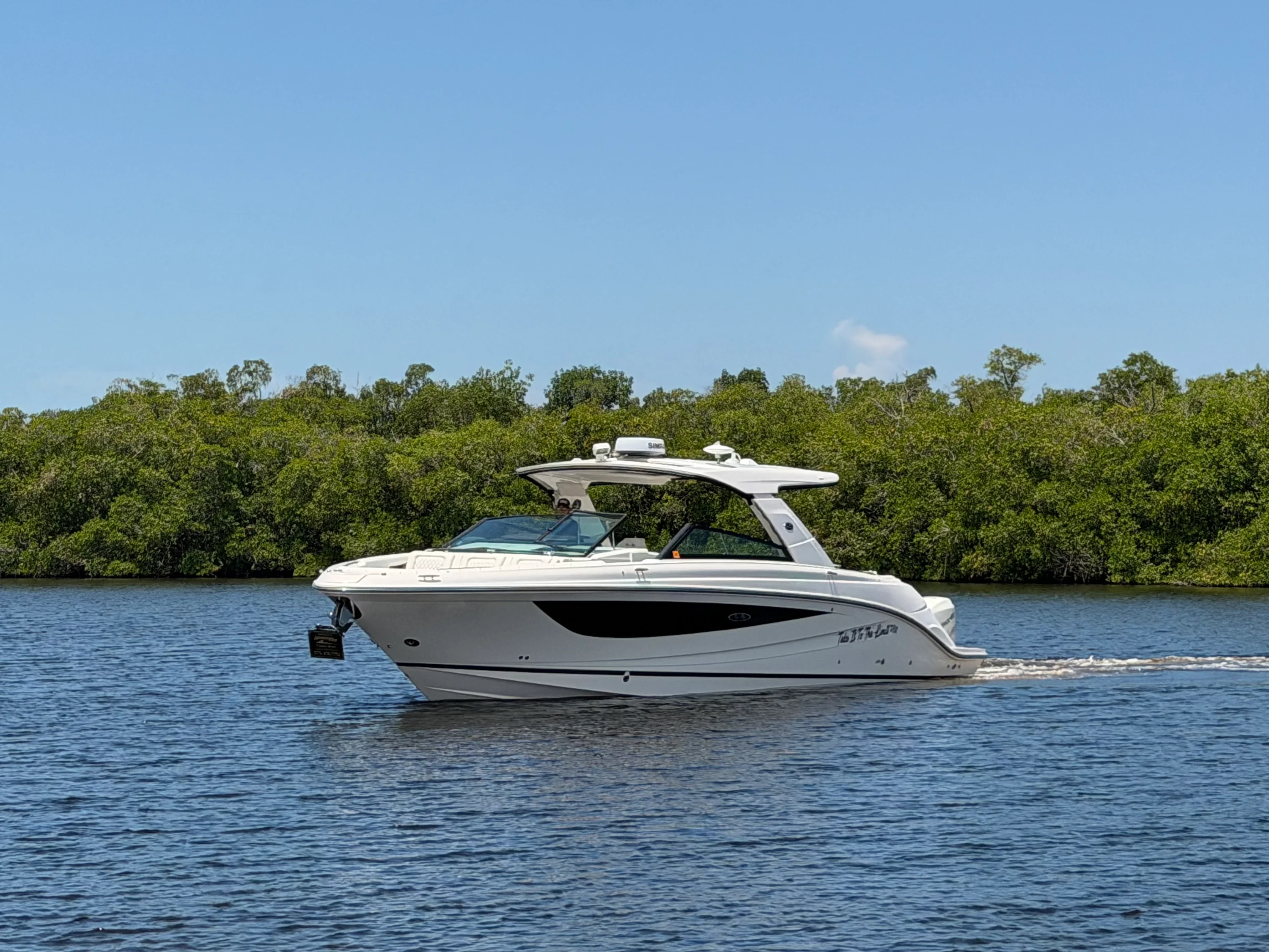 2020 Sea Ray 400 SLX OB Image Thumbnail #5