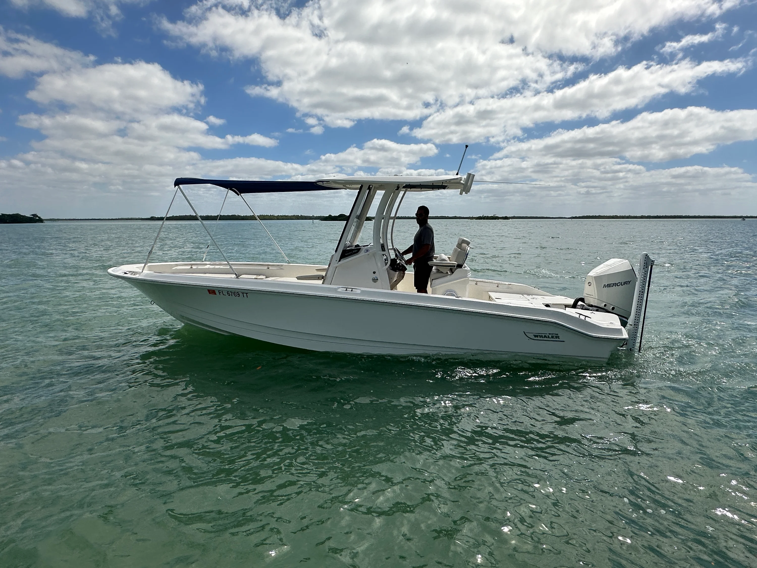 2024 Boston Whaler 250 DAUNTLESS Image Thumbnail #12