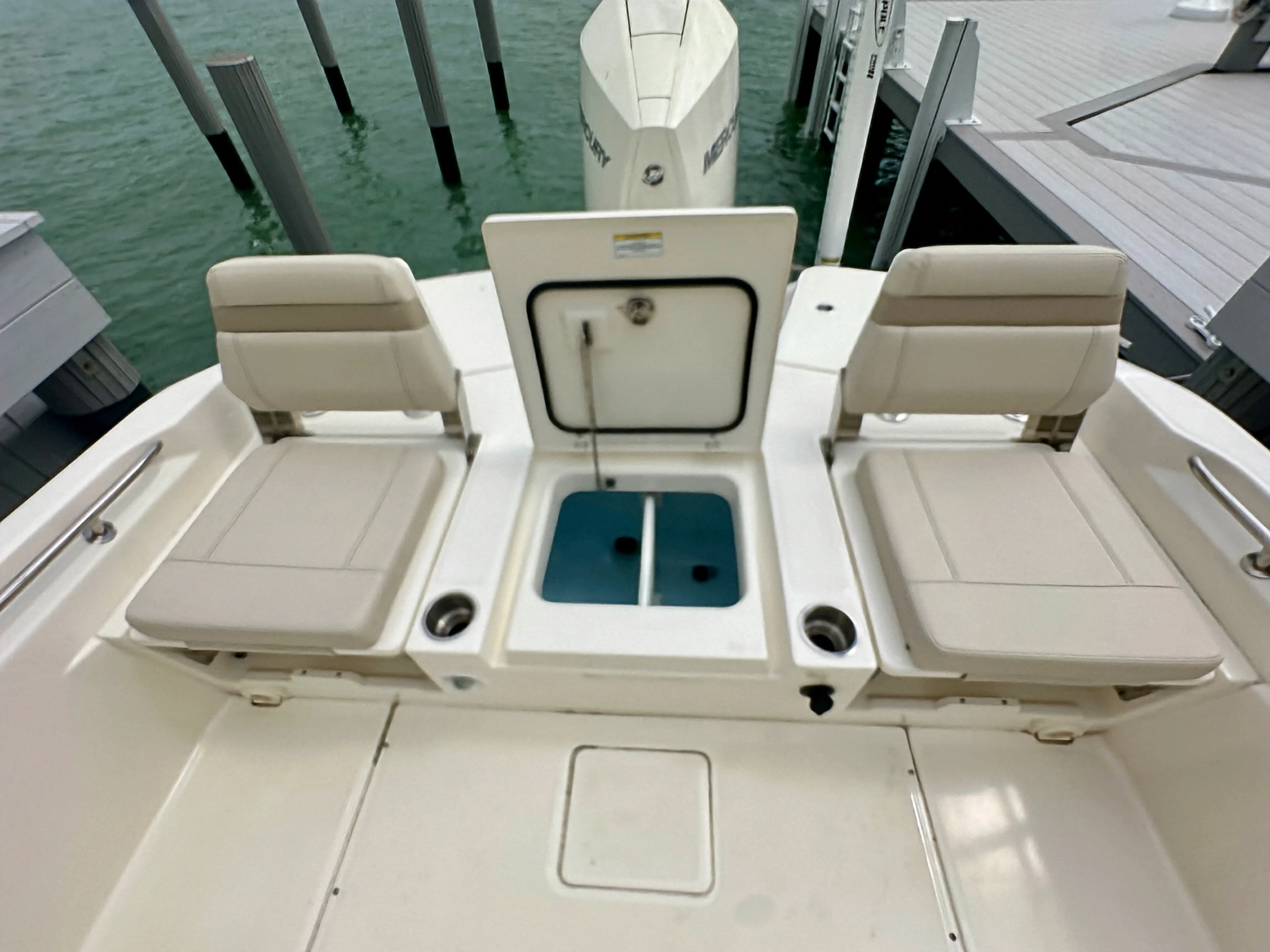 2024 Boston Whaler 250 DAUNTLESS Image Thumbnail #30