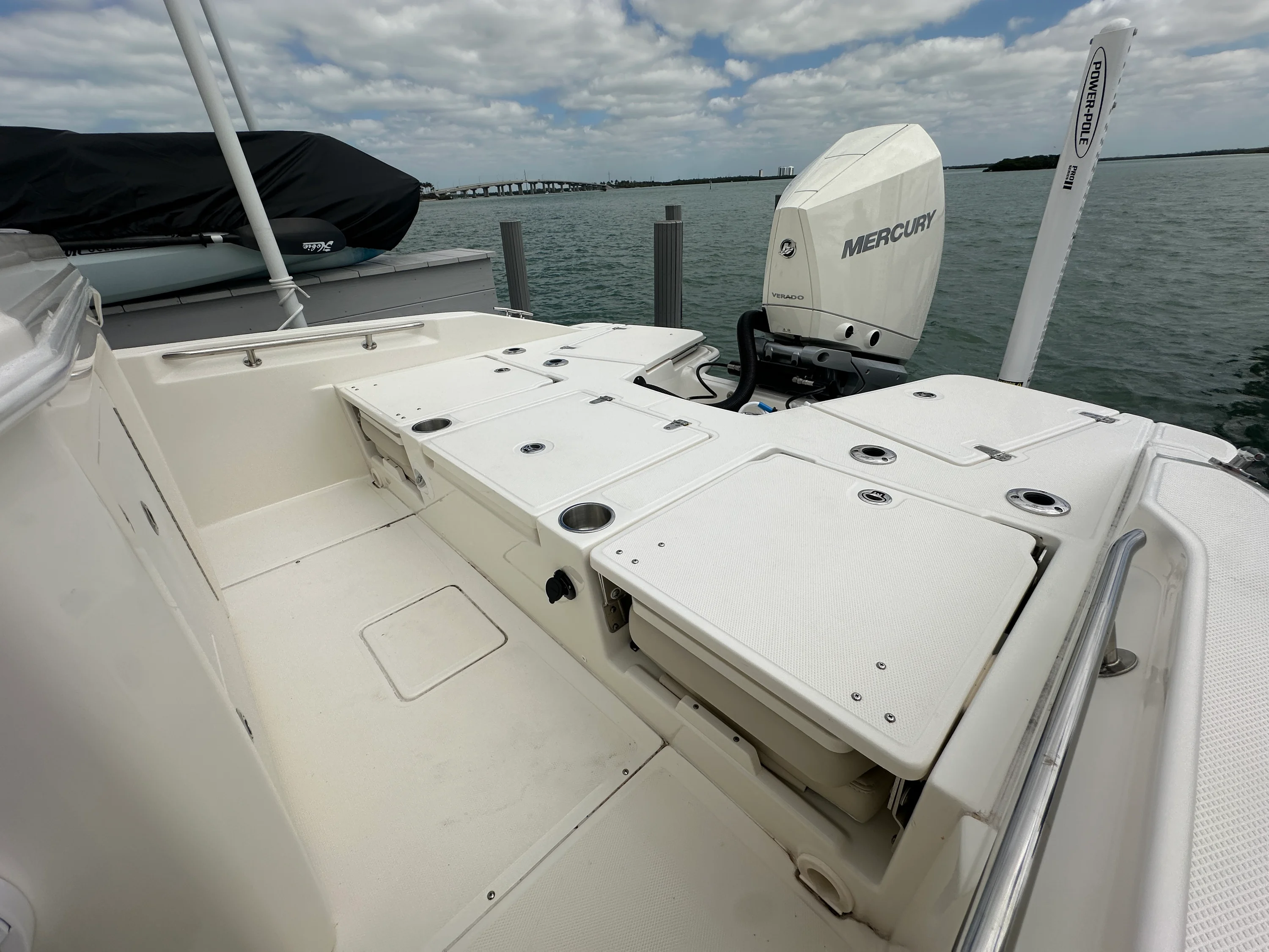 2024 Boston Whaler 250 DAUNTLESS Image Thumbnail #29