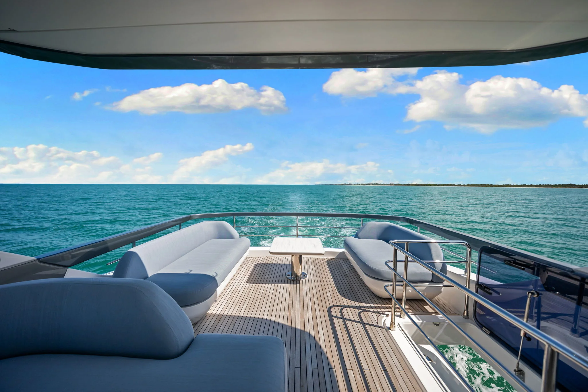 2025 Azimut 68 FLY Image Thumbnail #53