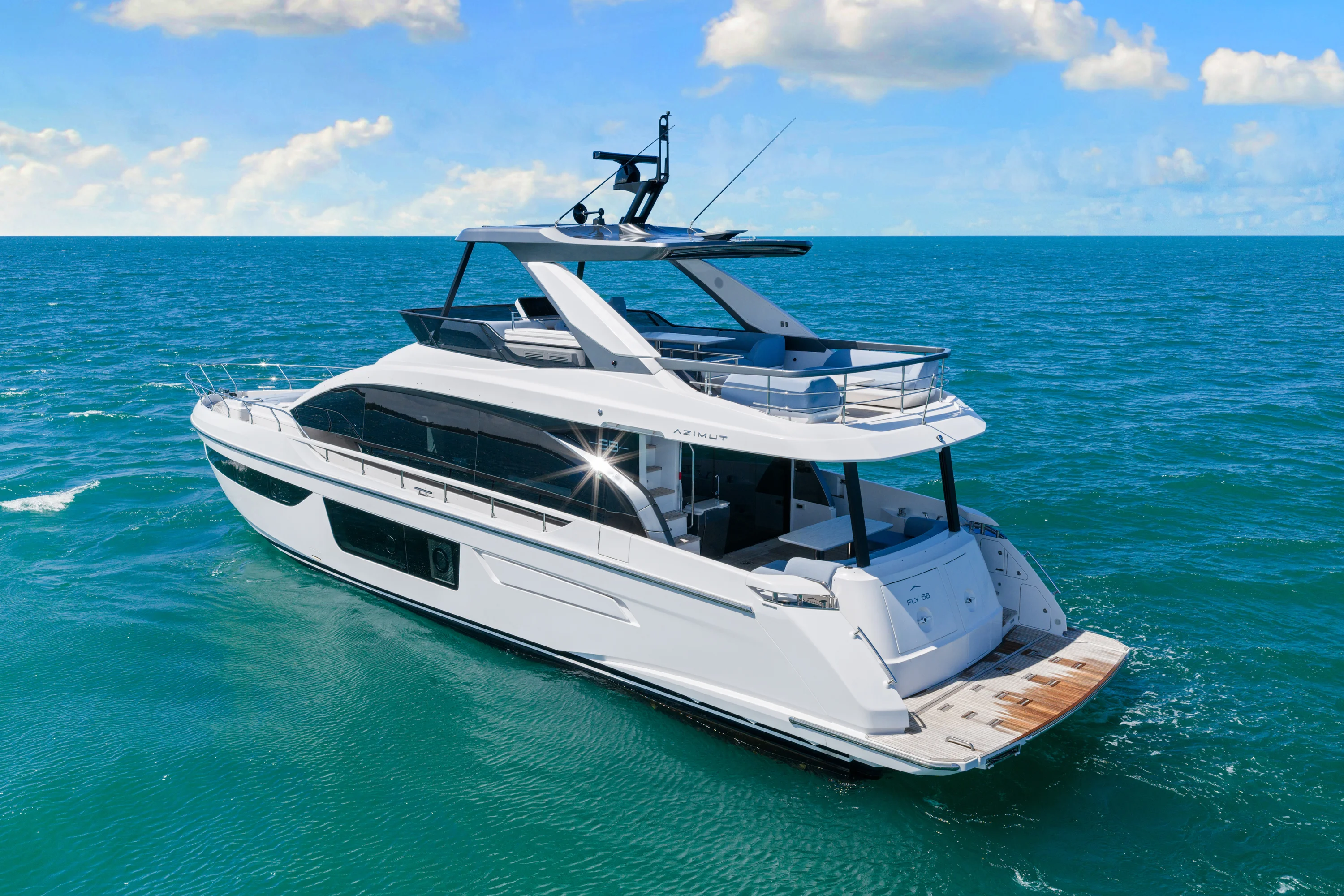 2025 Azimut 68 FLY Image Thumbnail #4