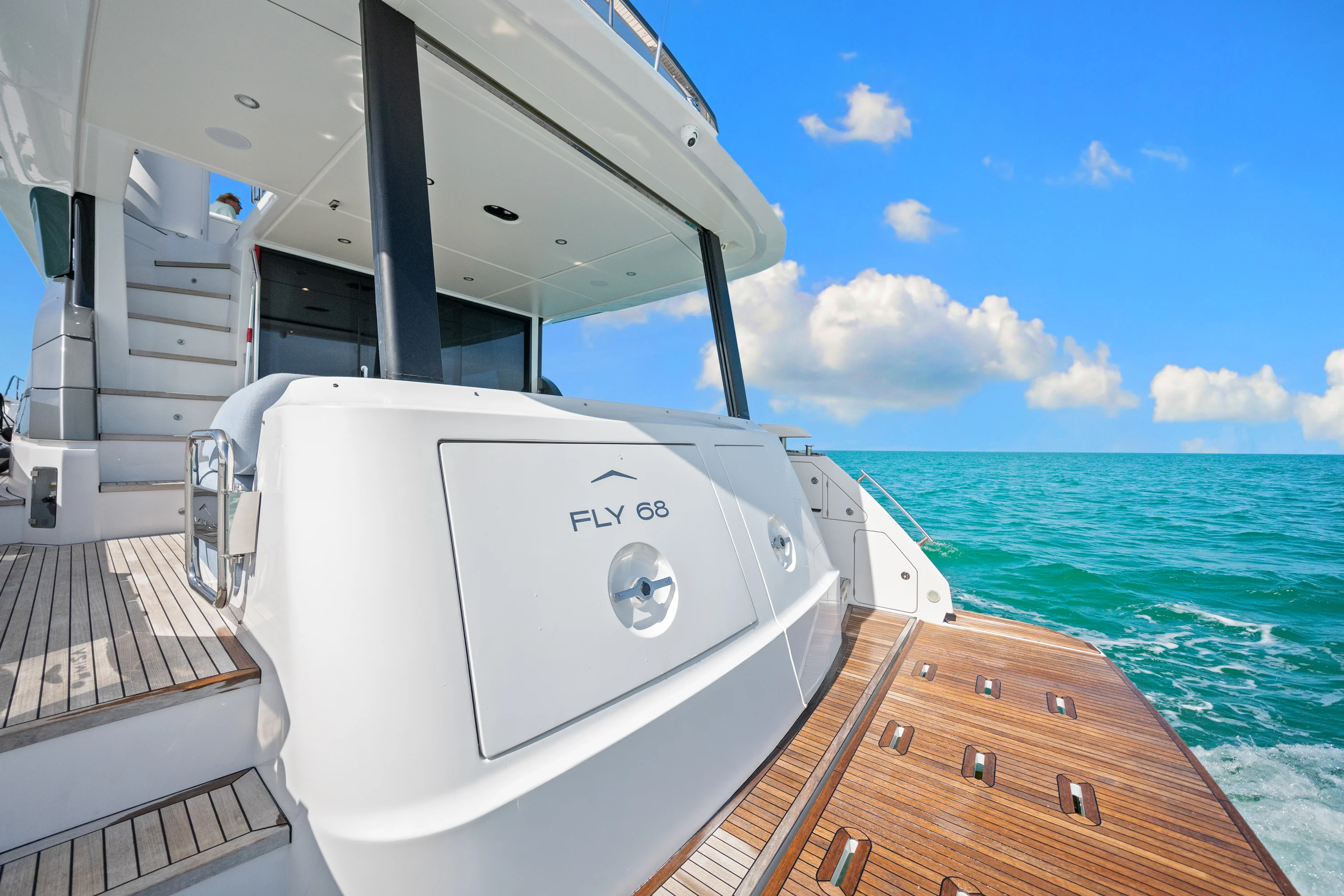 2025 Azimut 68 FLY Image Thumbnail #18