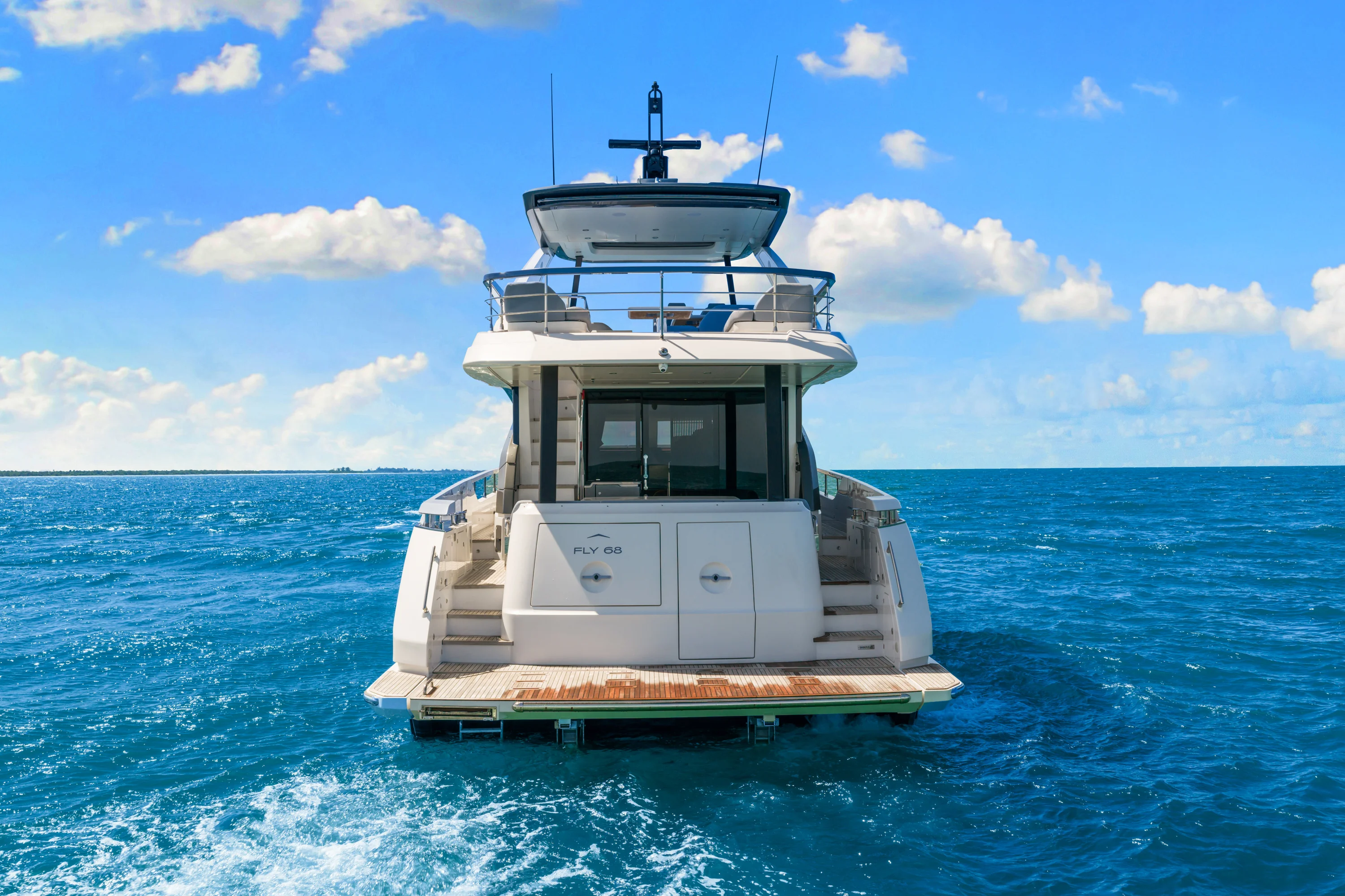 2025 Azimut 68 FLY Image Thumbnail #17