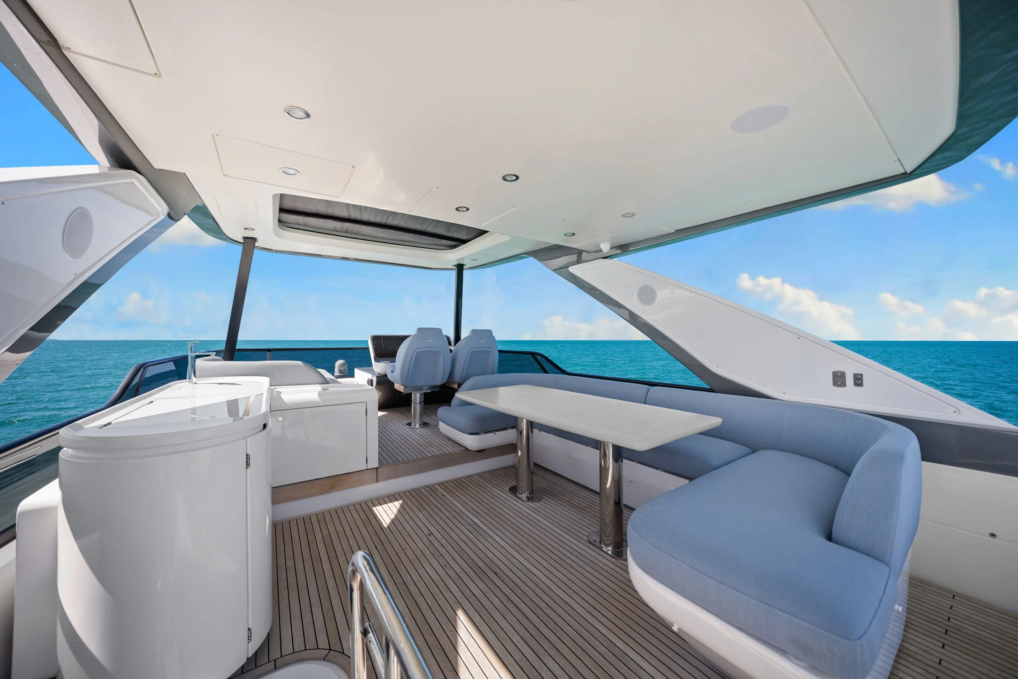2025 Azimut 68 FLY Image Thumbnail #57