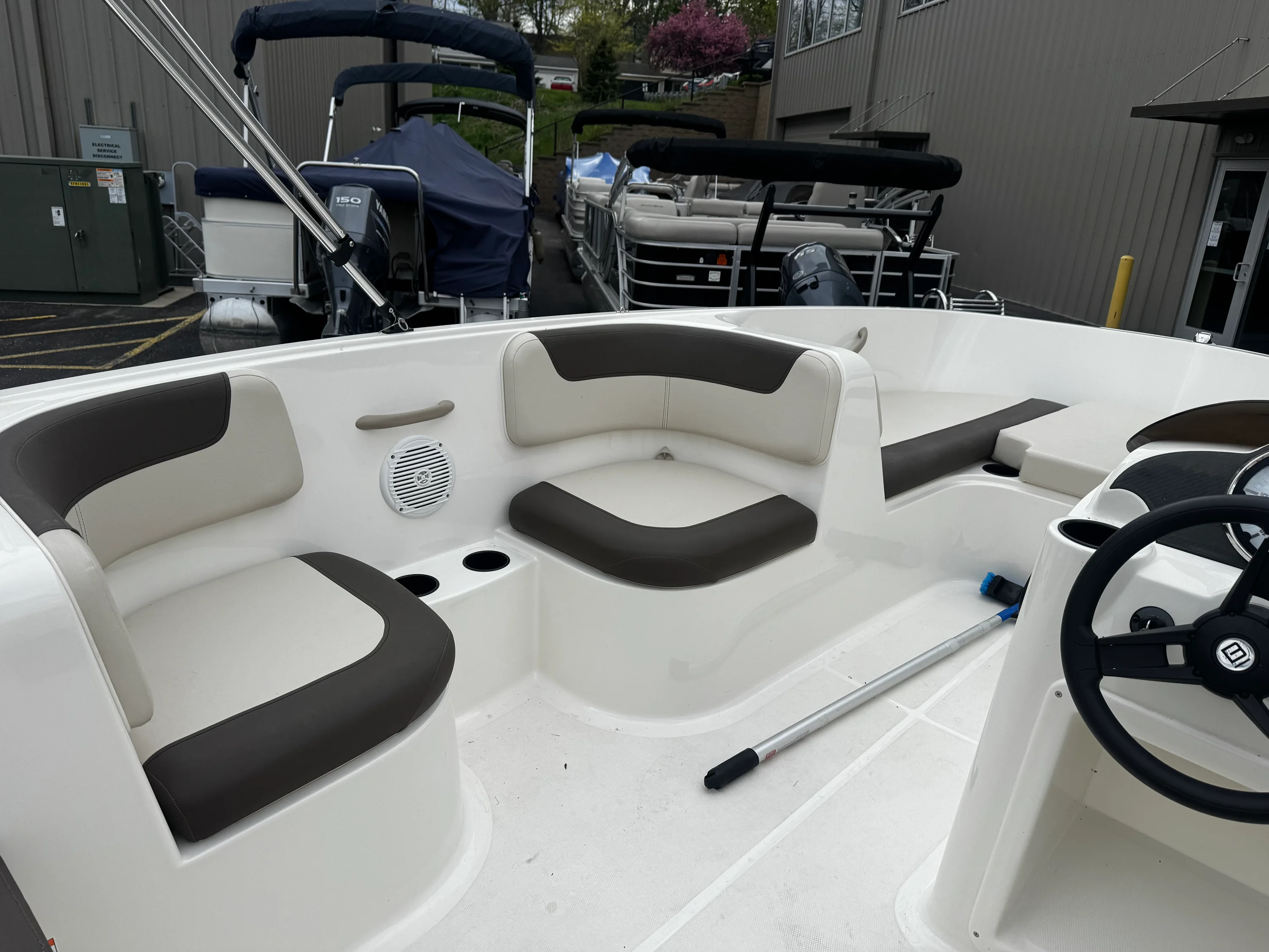 2019 Bayliner ELEMENT E16 Image Thumbnail #8