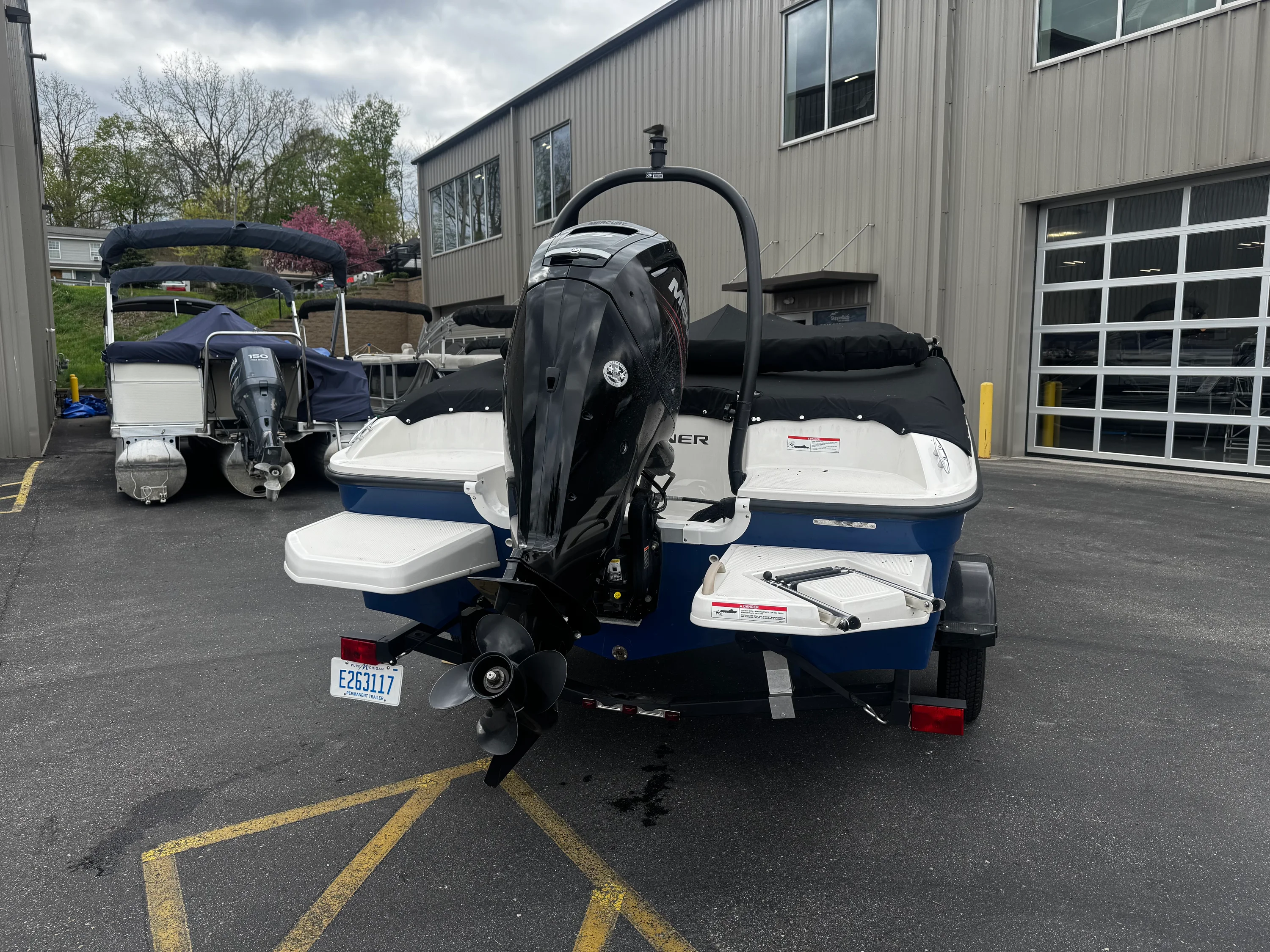 2019 Bayliner ELEMENT E16 Image Thumbnail #4