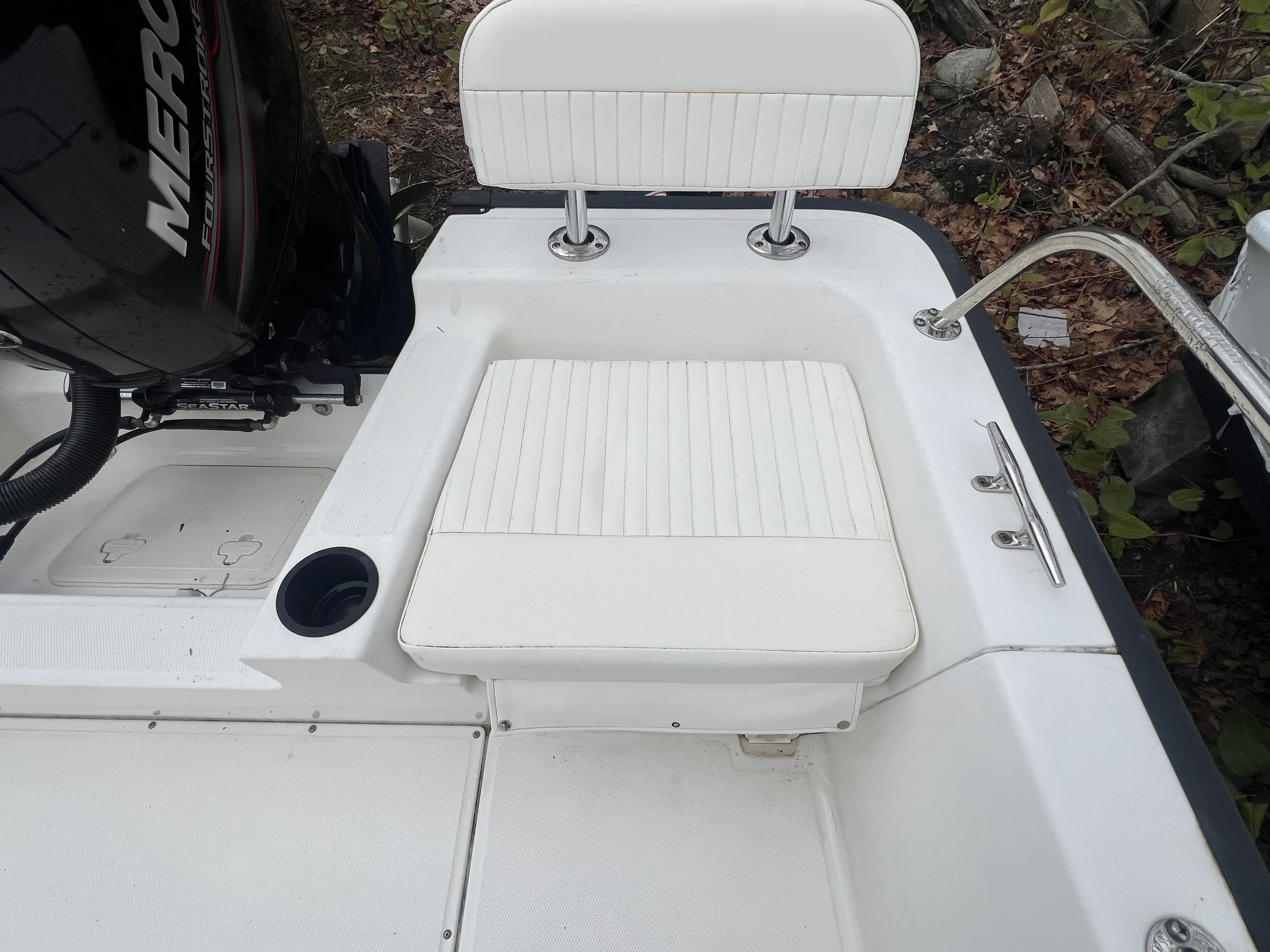 2016 Boston Whaler 210 MONTAUK Image Thumbnail #18