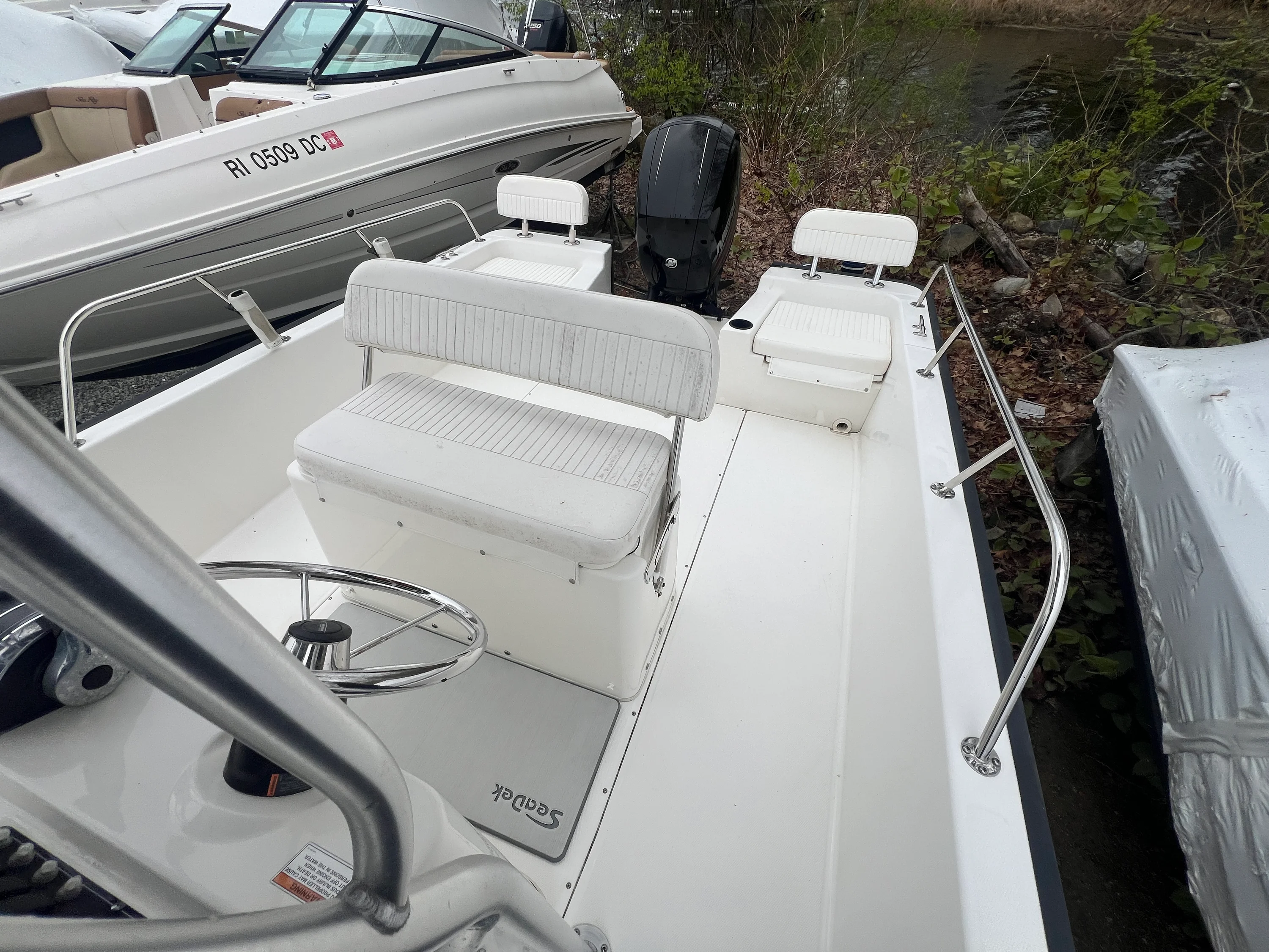 2016 Boston Whaler 210 MONTAUK Image Thumbnail #16