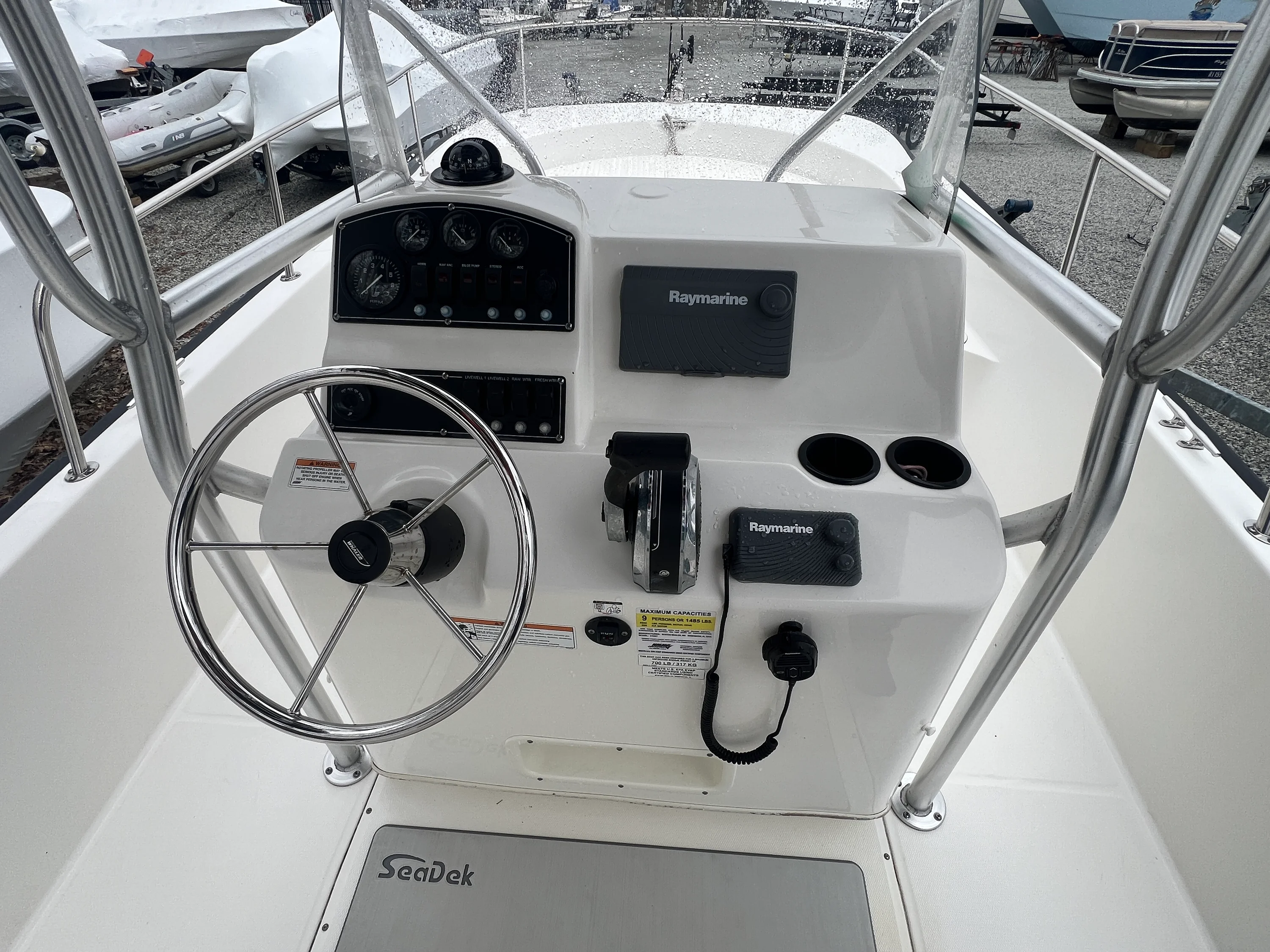 2016 Boston Whaler 210 MONTAUK Image Thumbnail #7